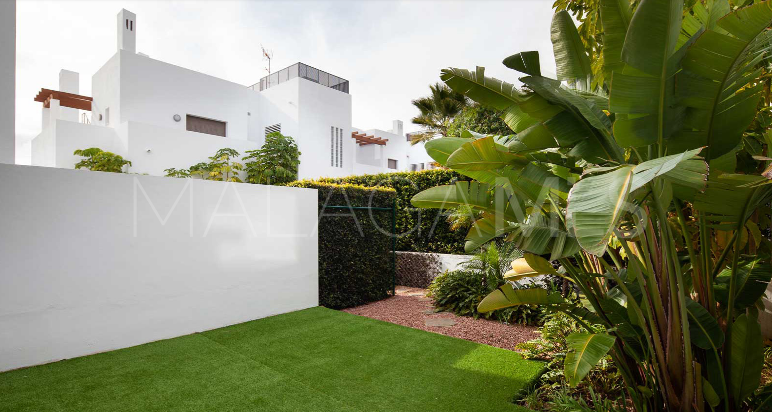 Duplex-wohnung for sale in Finca Cortesin