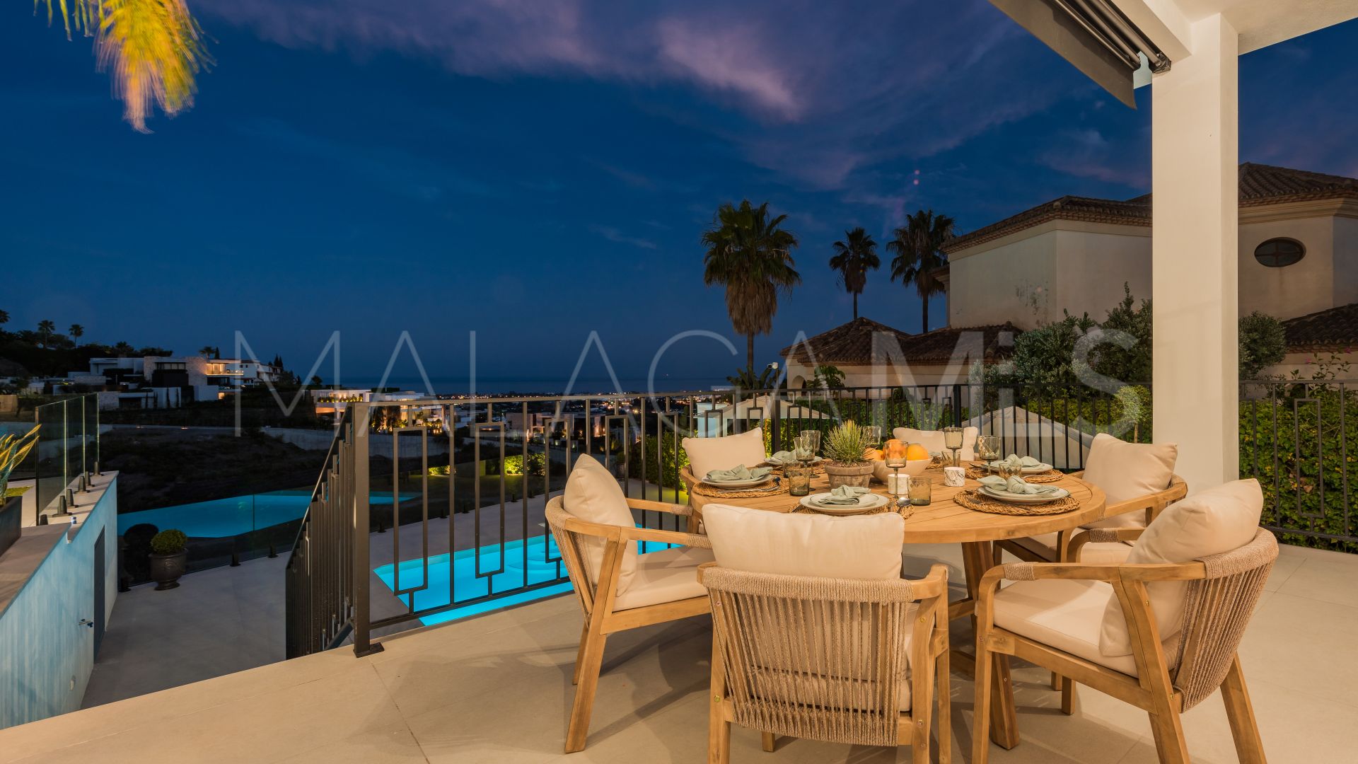 5 bedrooms villa for sale in La Quinta