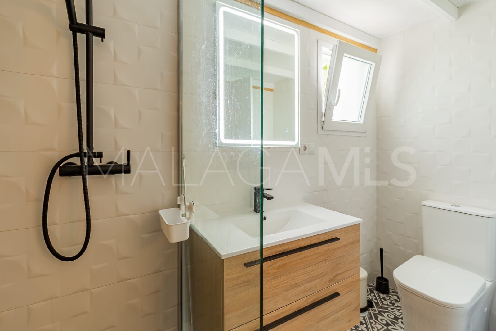 Apartment with 2 bedrooms for sale in Nueva Andalucia