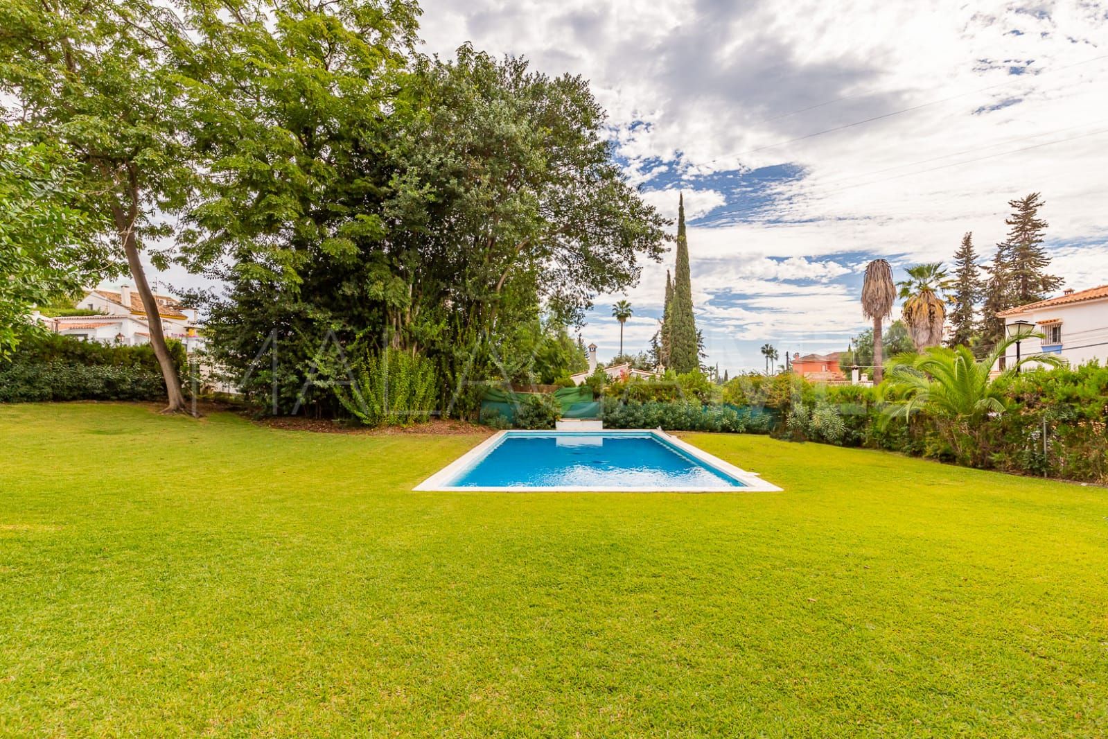 Apartment with 2 bedrooms for sale in Nueva Andalucia