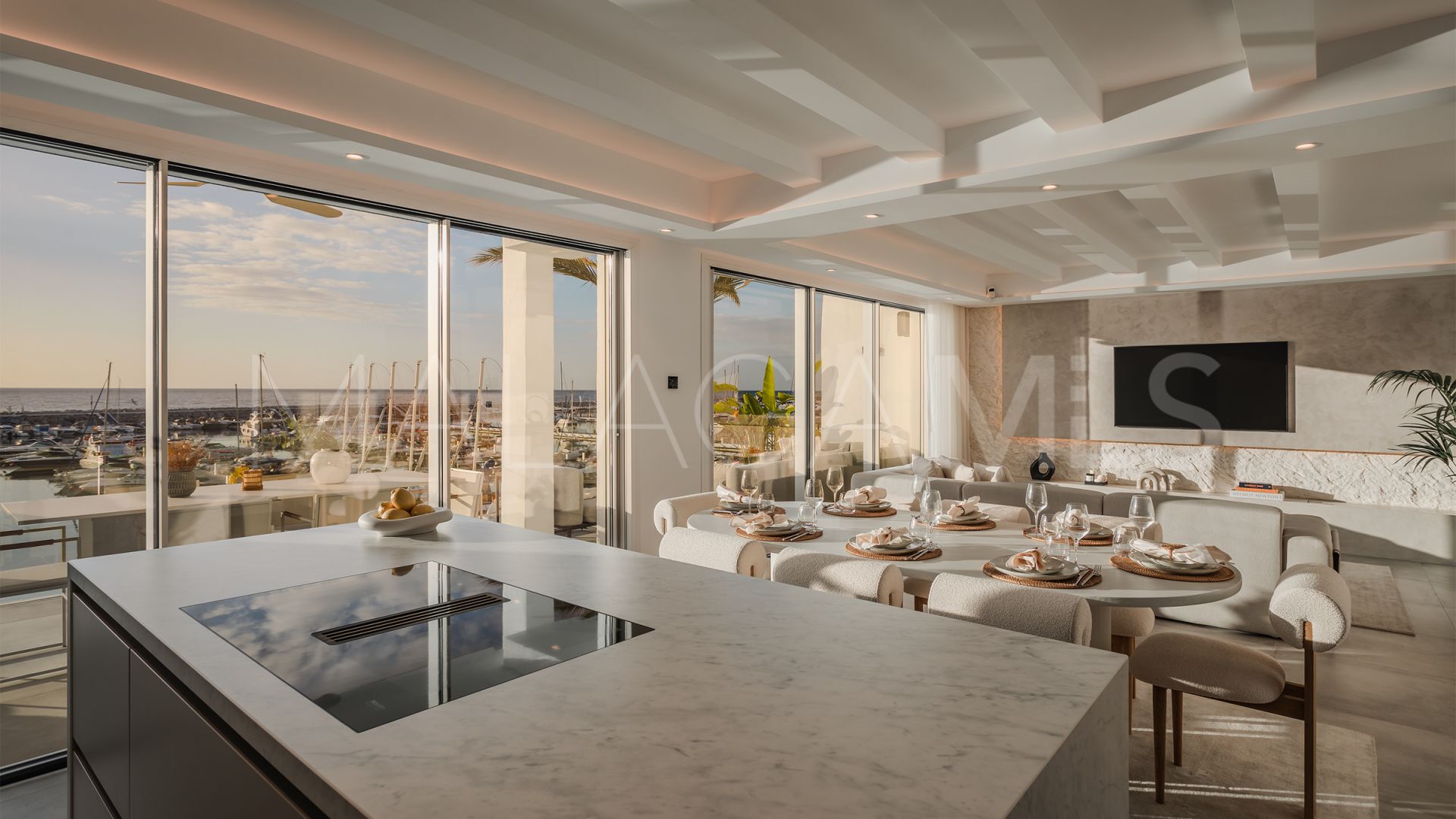 Zweistöckiges penthouse for sale in Marbella - Puerto Banus