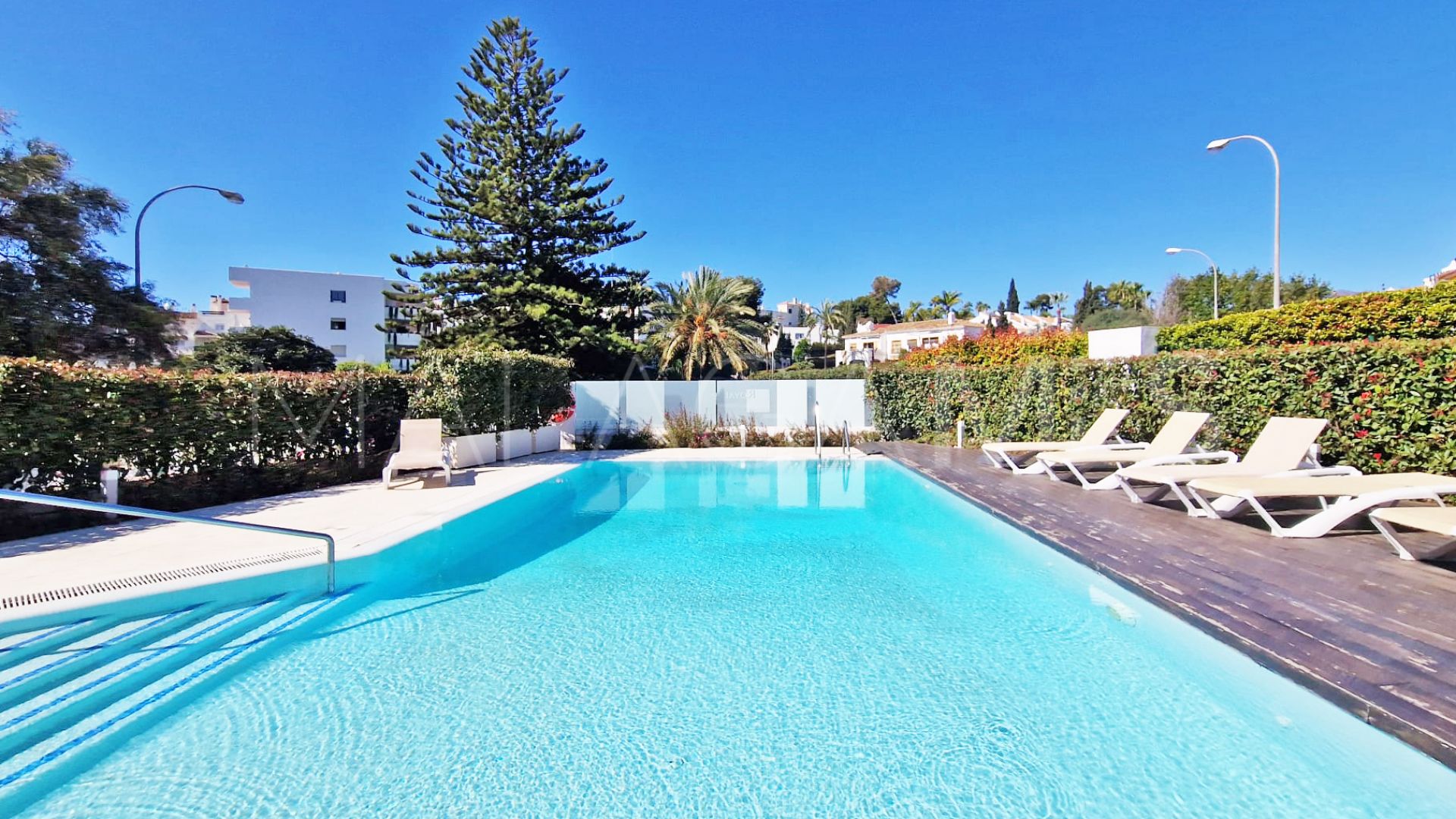 Apartamento a la venta de 3 bedrooms in Marbella - Puerto Banus