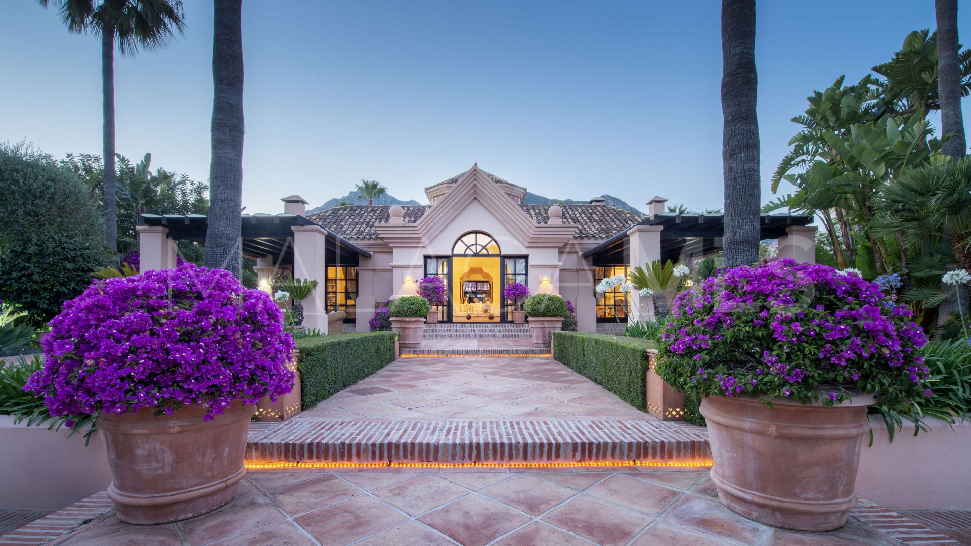 Villa for sale with 3 bedrooms in Sierra Blanca