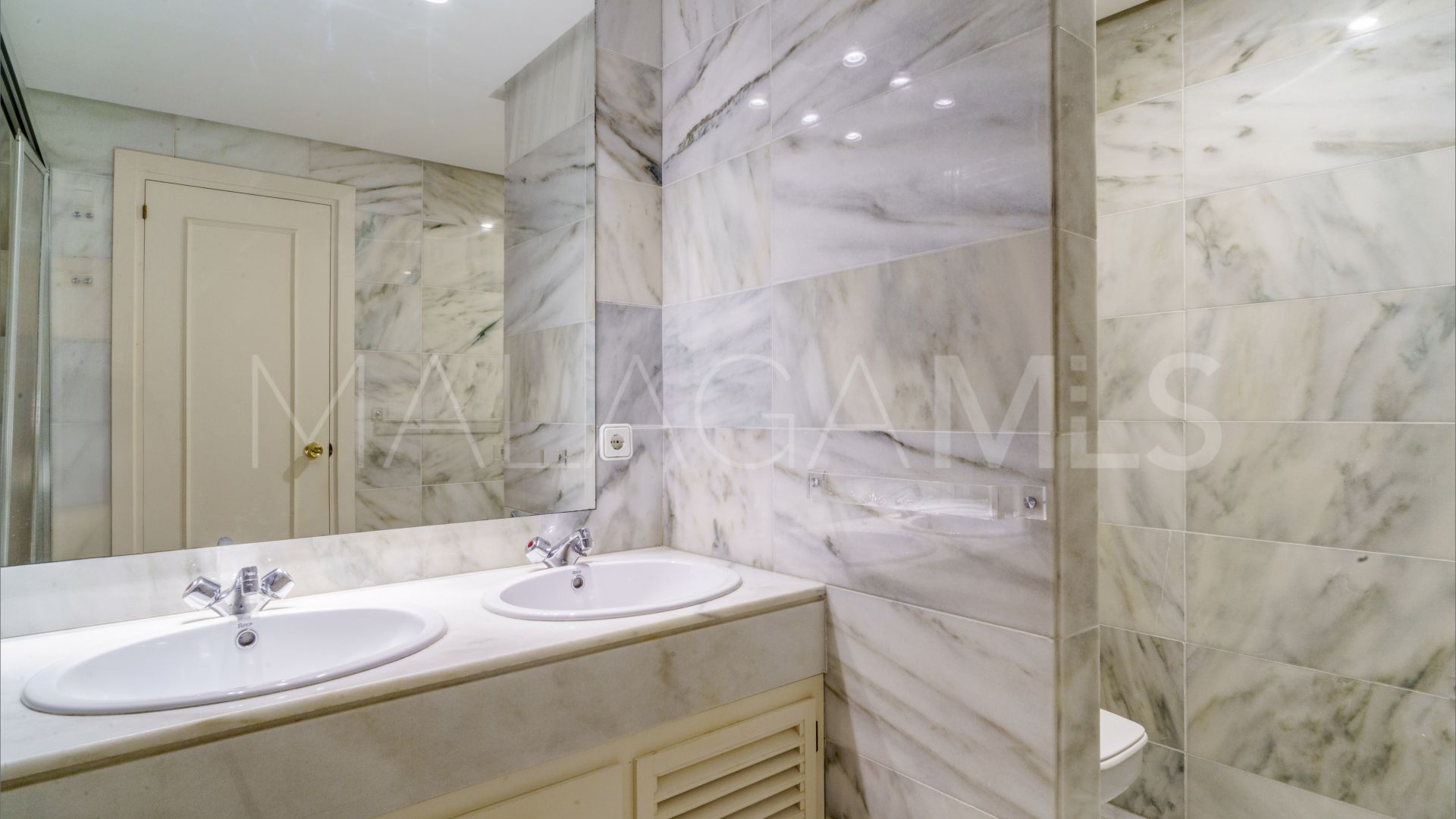 Buy Torre Real 2 bedrooms apartment