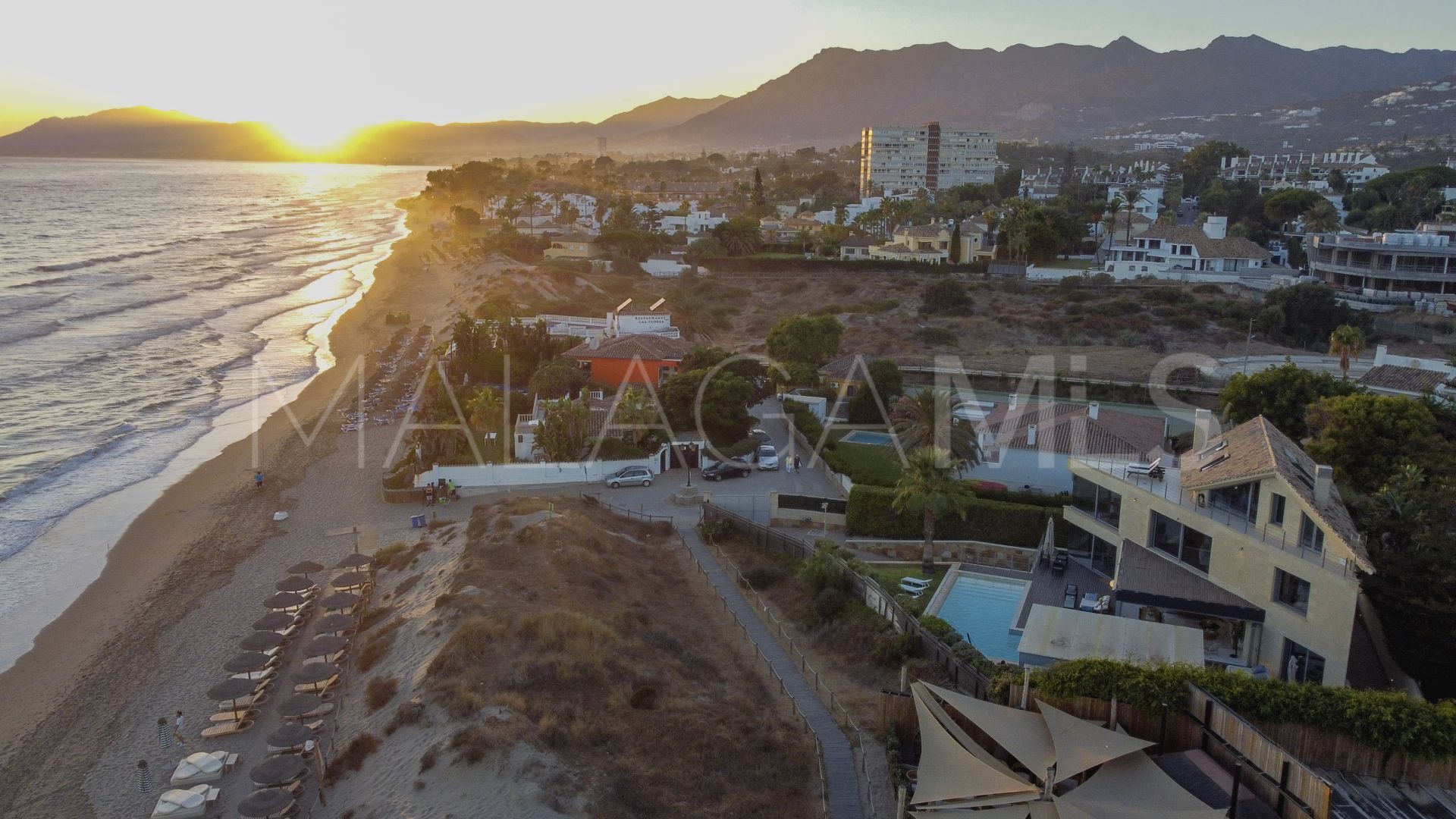 Villa for sale in Alicate Playa