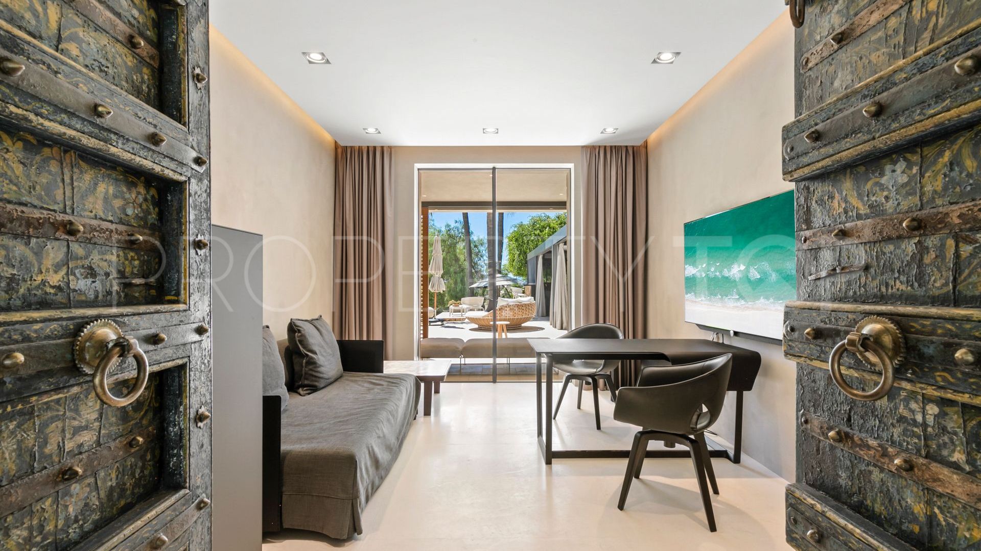 Villa de 6 dormitorios en venta en Rio Real