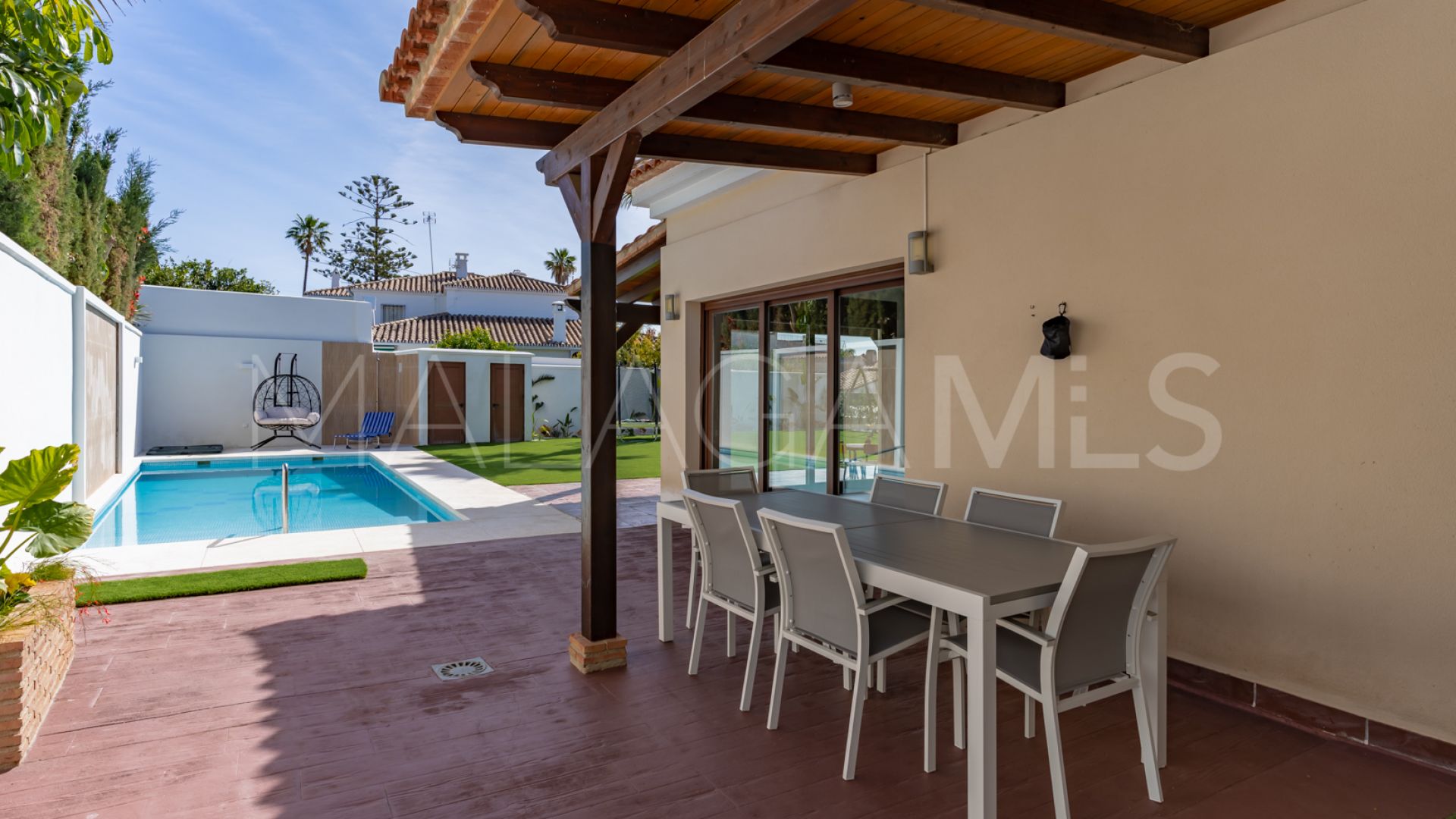 For sale villa with 5 bedrooms in Marbella Centro