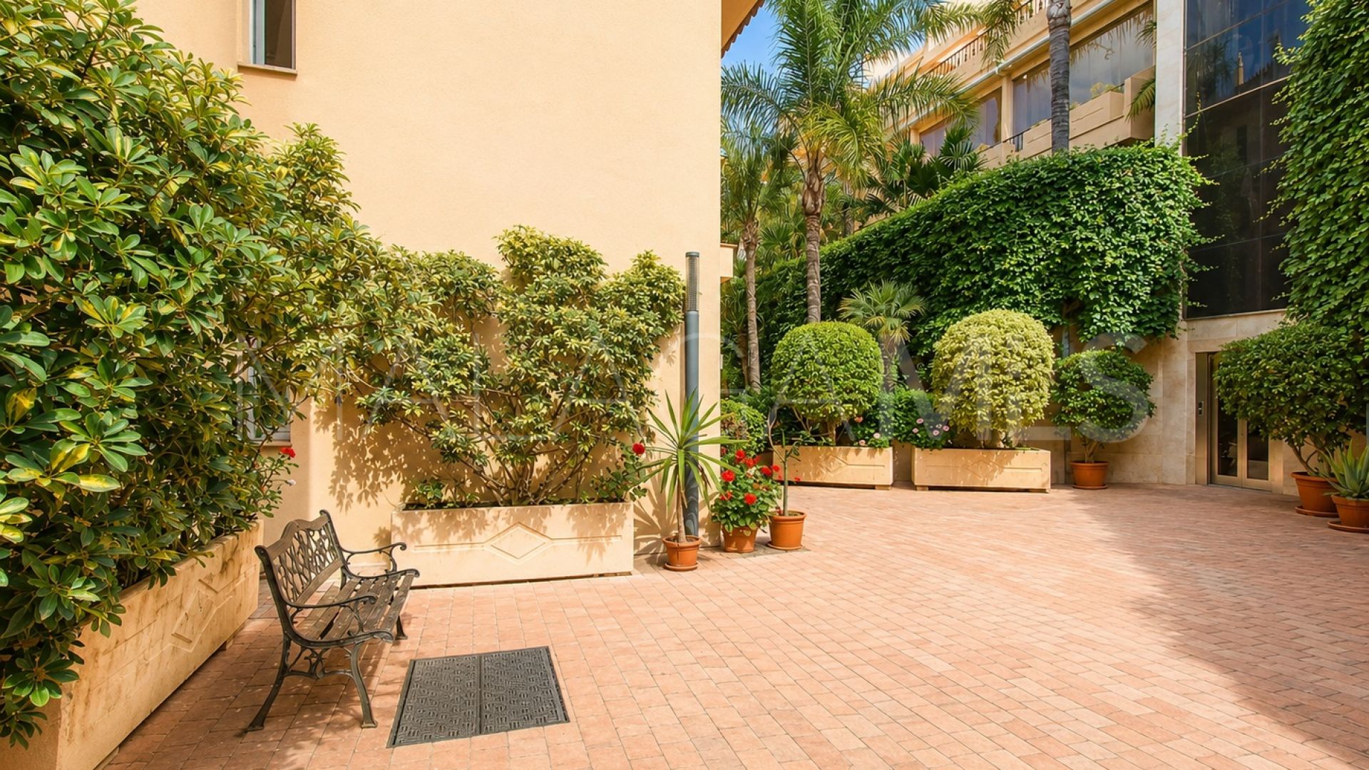 2 bedrooms duplex for sale in Vista Real