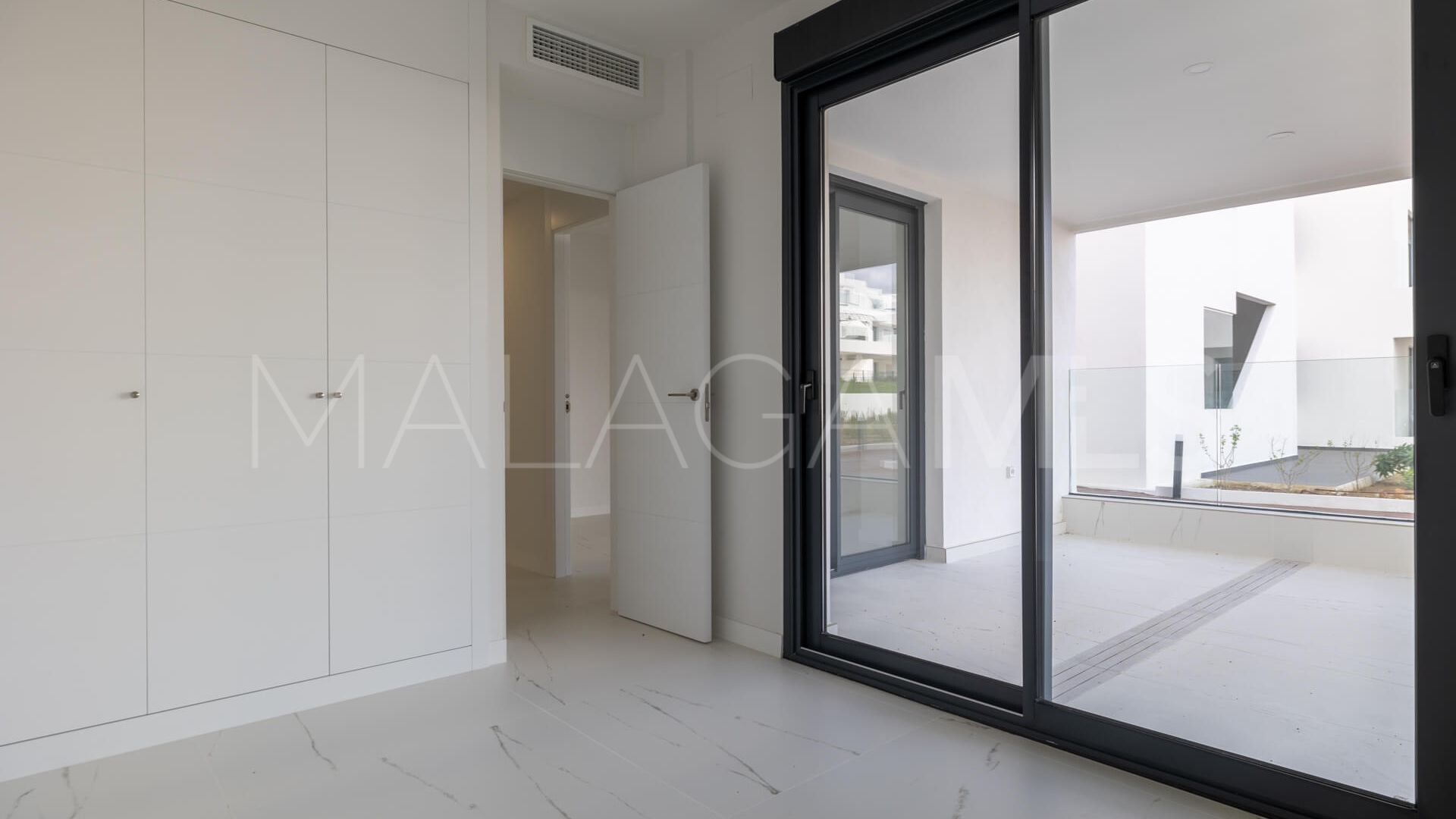 For sale ground floor apartment in Azata Delmare