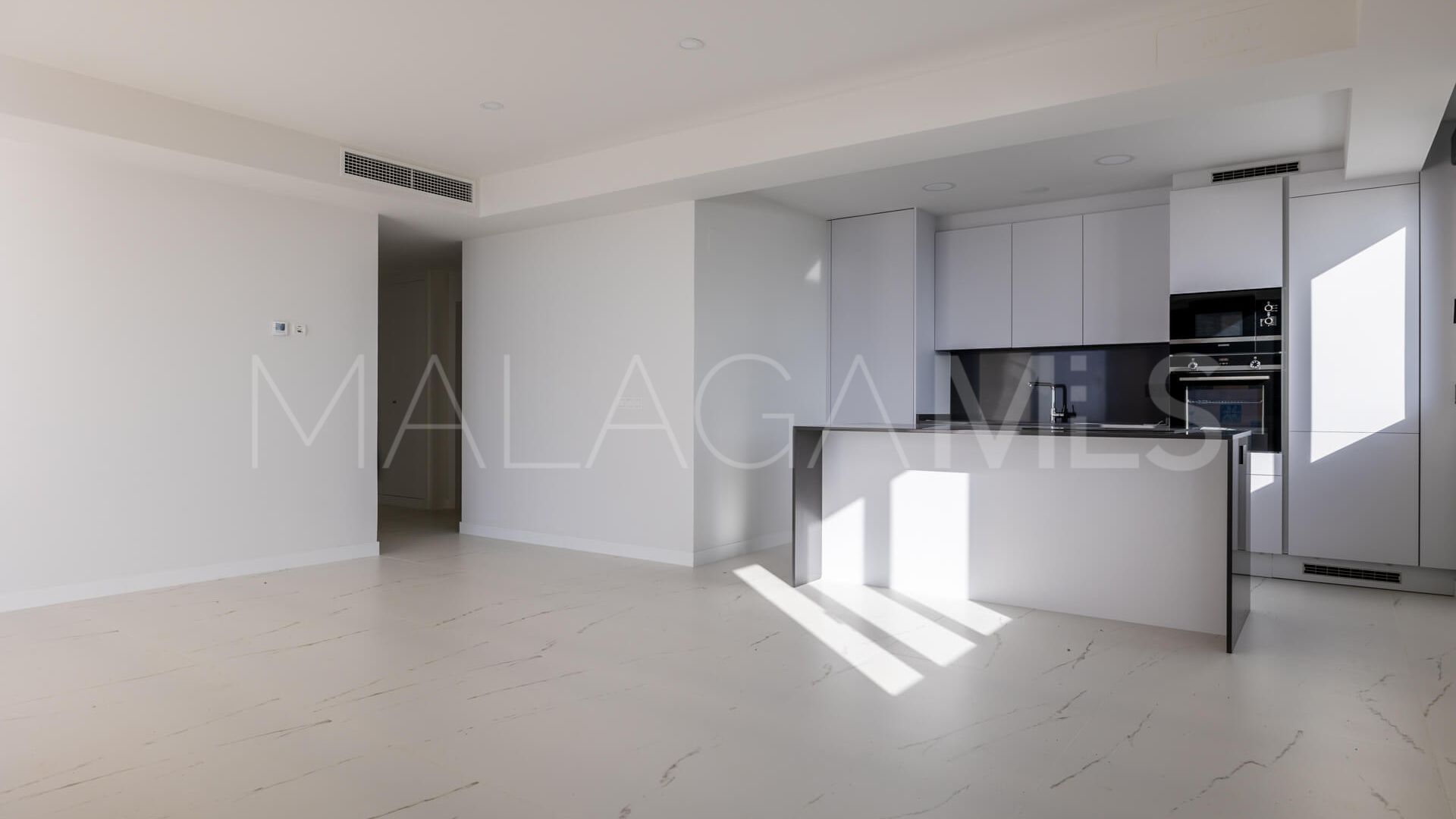 For sale ground floor apartment in Azata Delmare