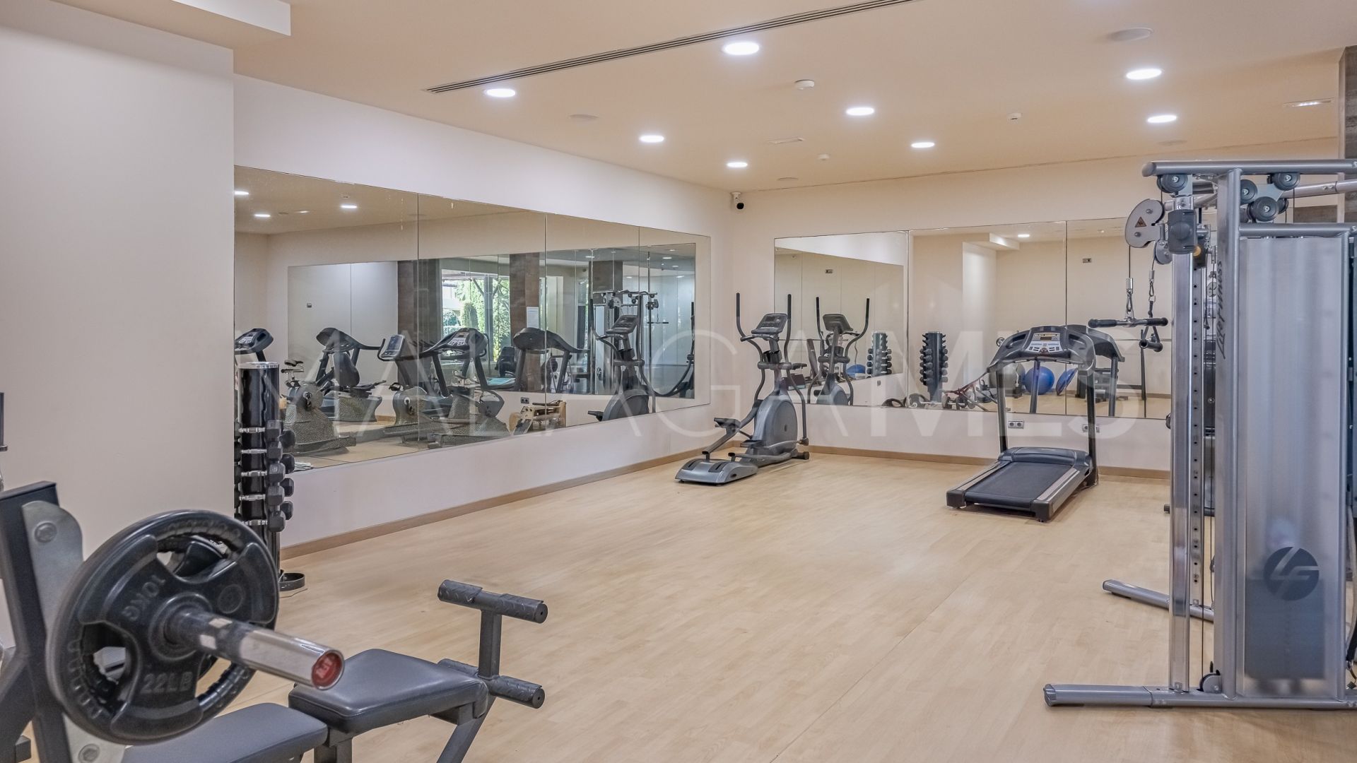 Markplanslägenhet for sale in Los Capanes del Golf