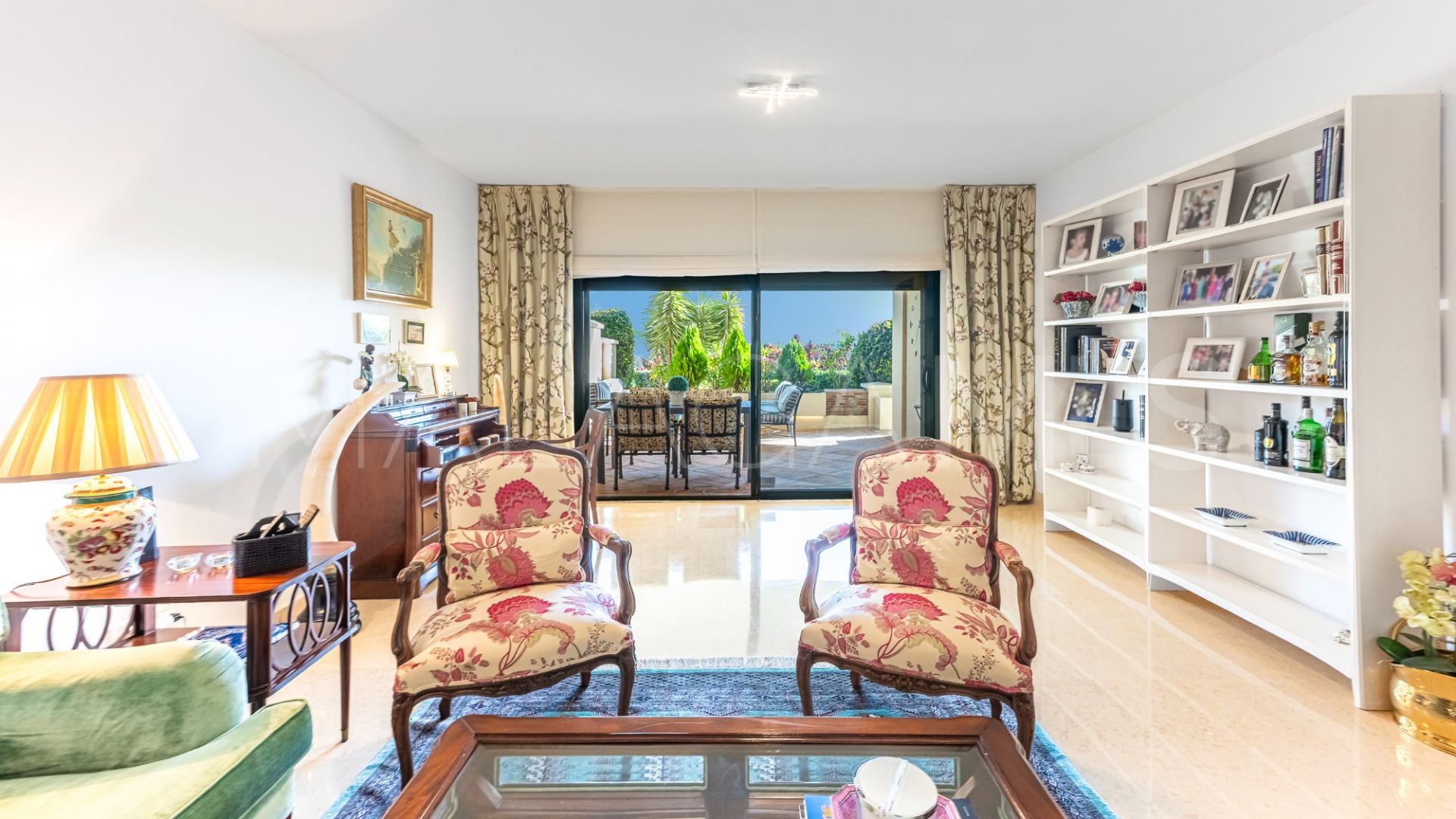 Markplanslägenhet for sale in Los Capanes del Golf