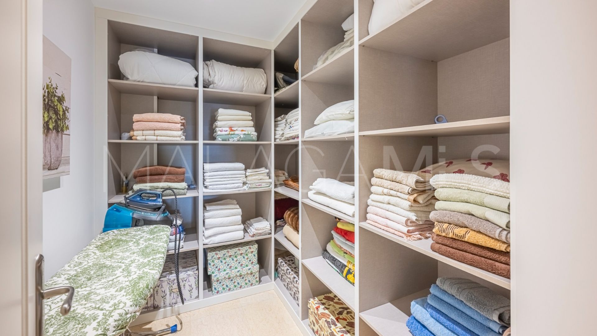 Markplanslägenhet for sale in Los Capanes del Golf