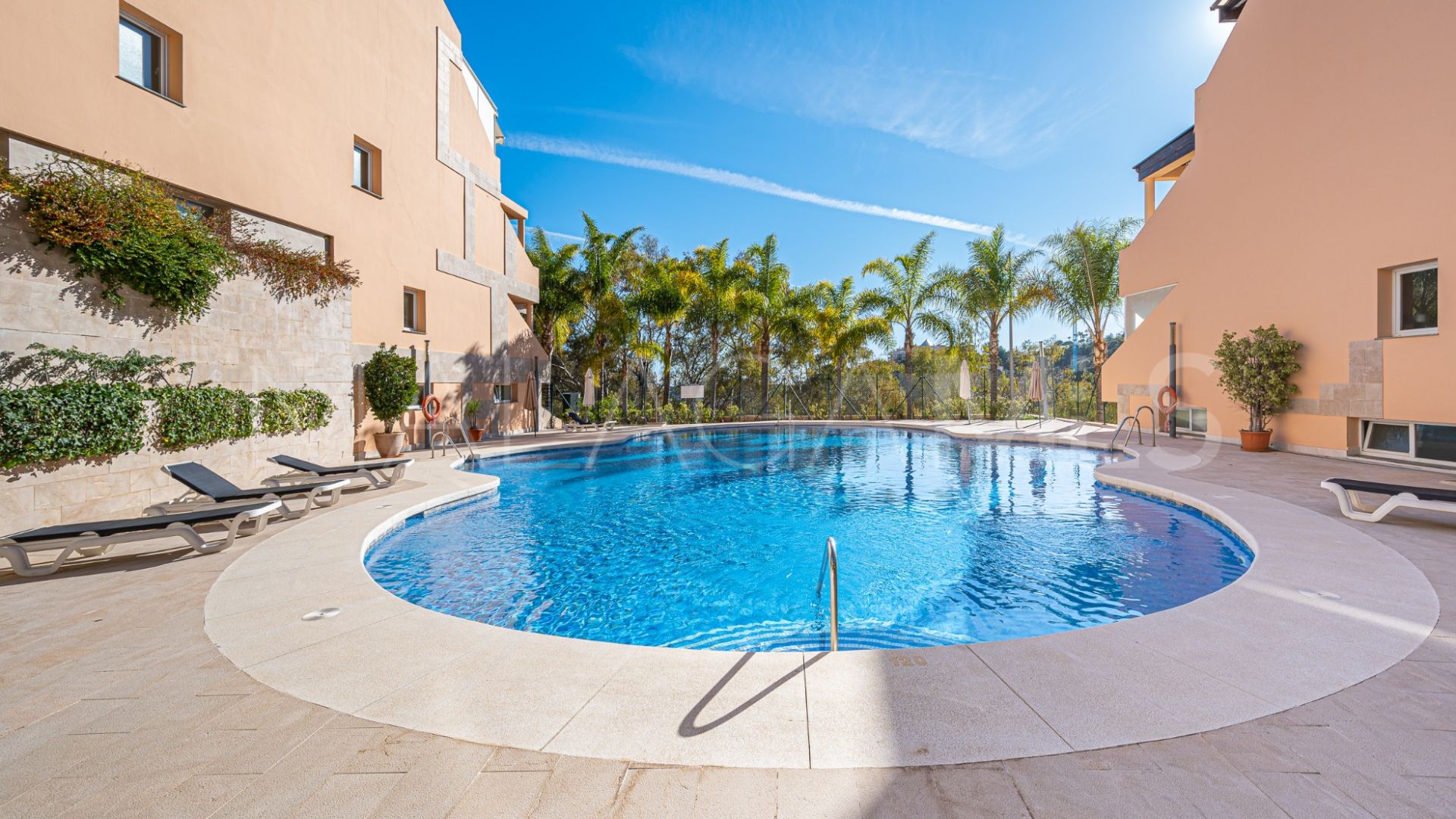 For sale Nueva Andalucia apartment