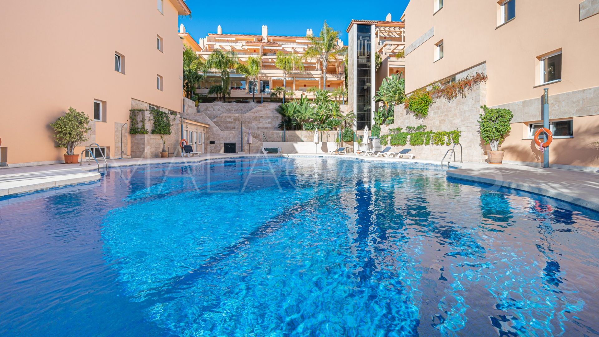 For sale Nueva Andalucia apartment