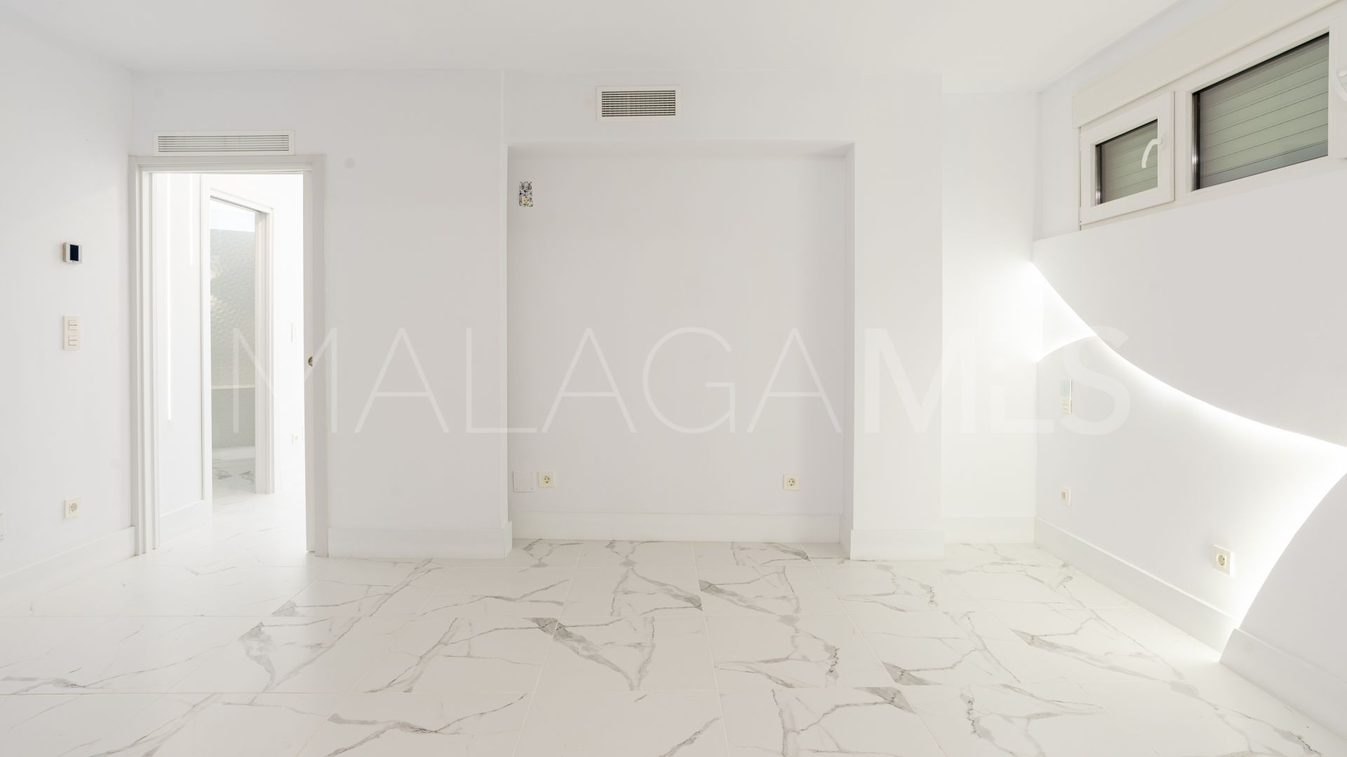 2 bedrooms apartment in Cabopino for sale