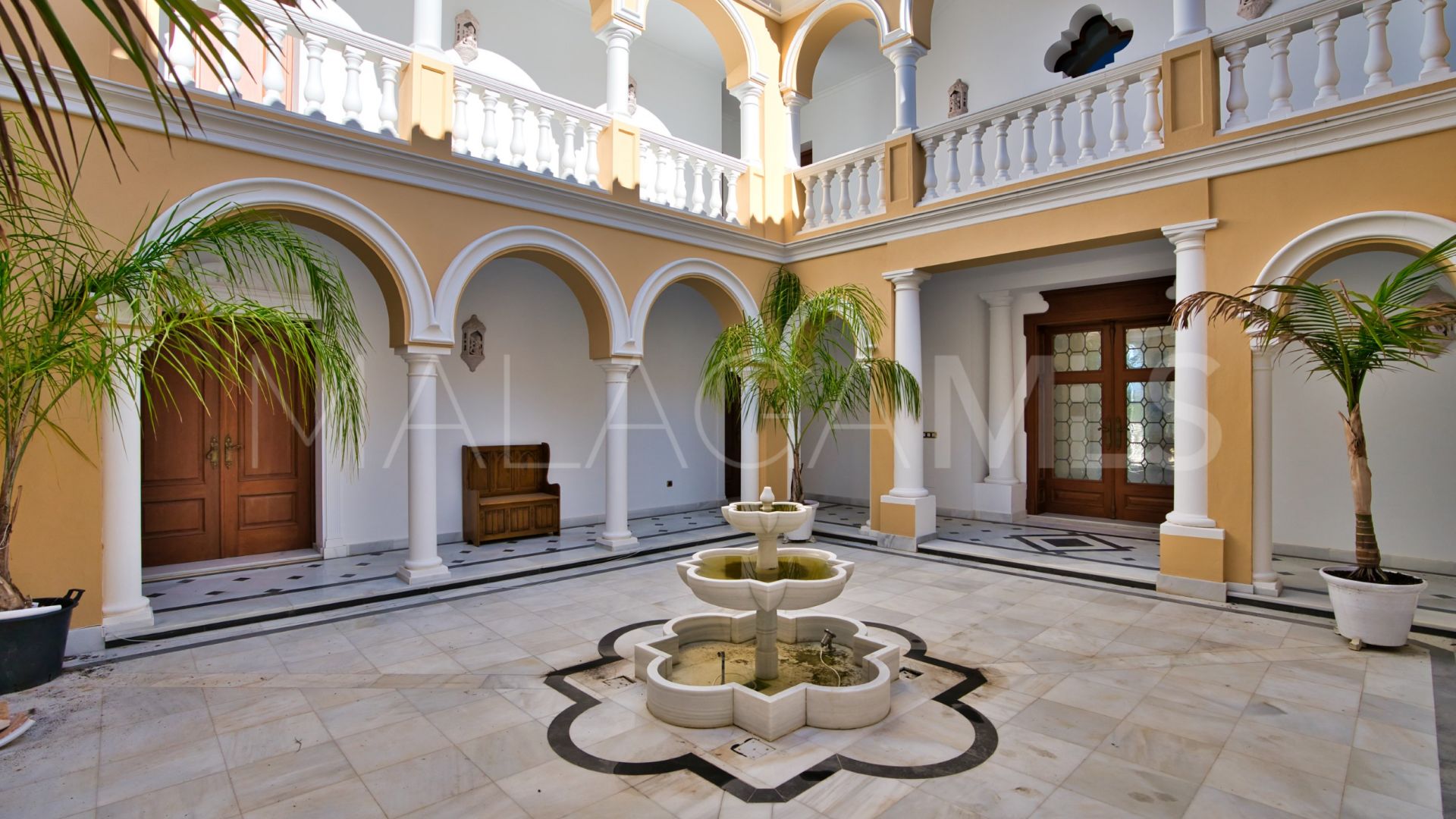 Villa for sale in Reinoso
