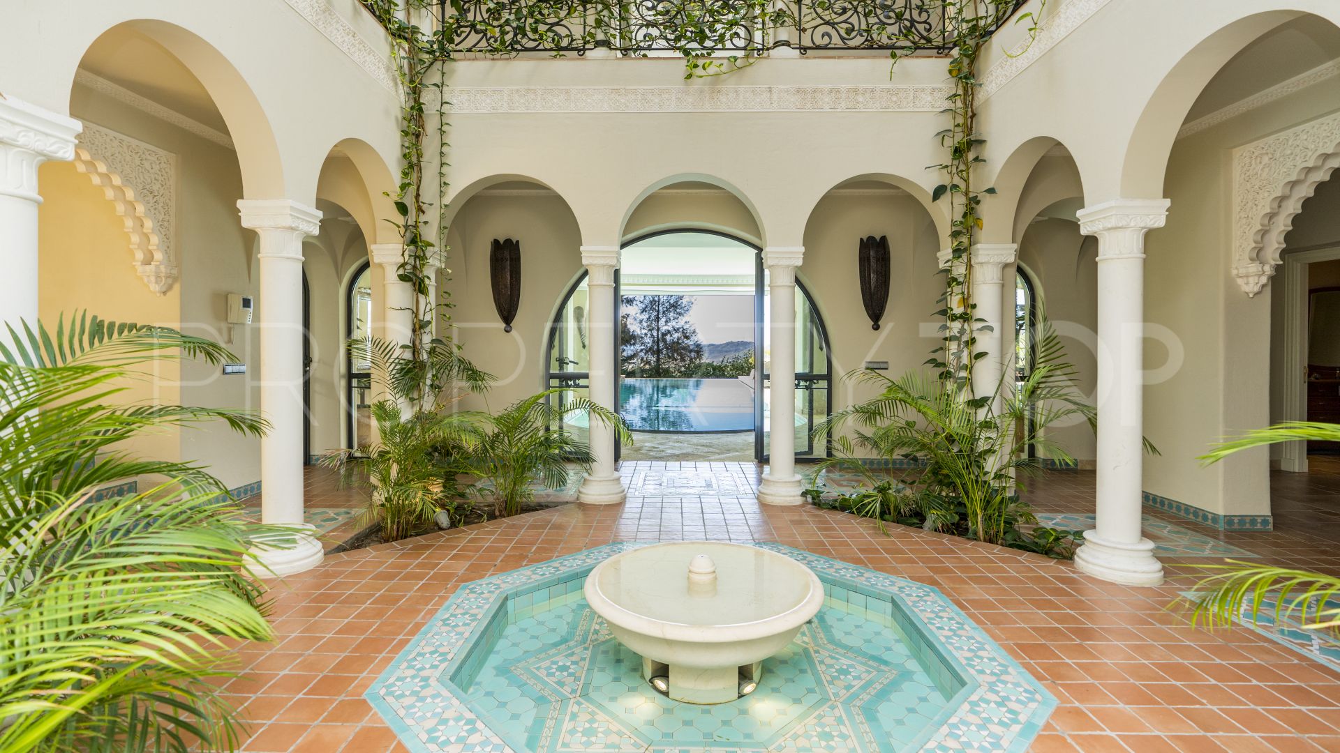 Marbella Club Golf Resort 8 bedrooms mansion for sale
