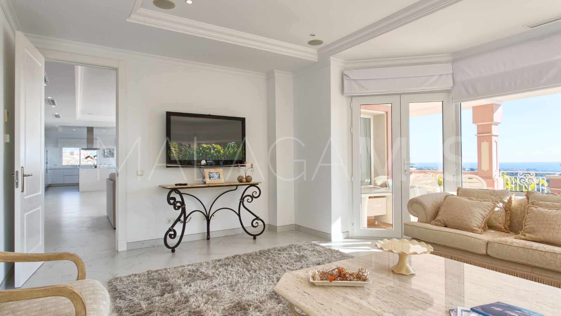 Villa for sale in Los Flamingos Golf