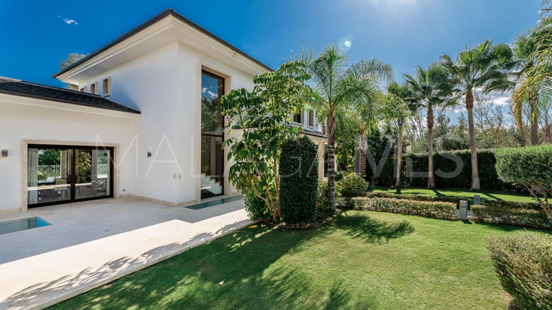 Villa with 5 bedrooms for sale in Los Naranjos de Marbella