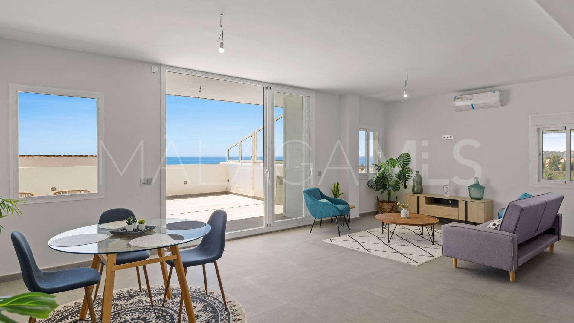 Appartement terrasse for sale in Bahía de Estepona