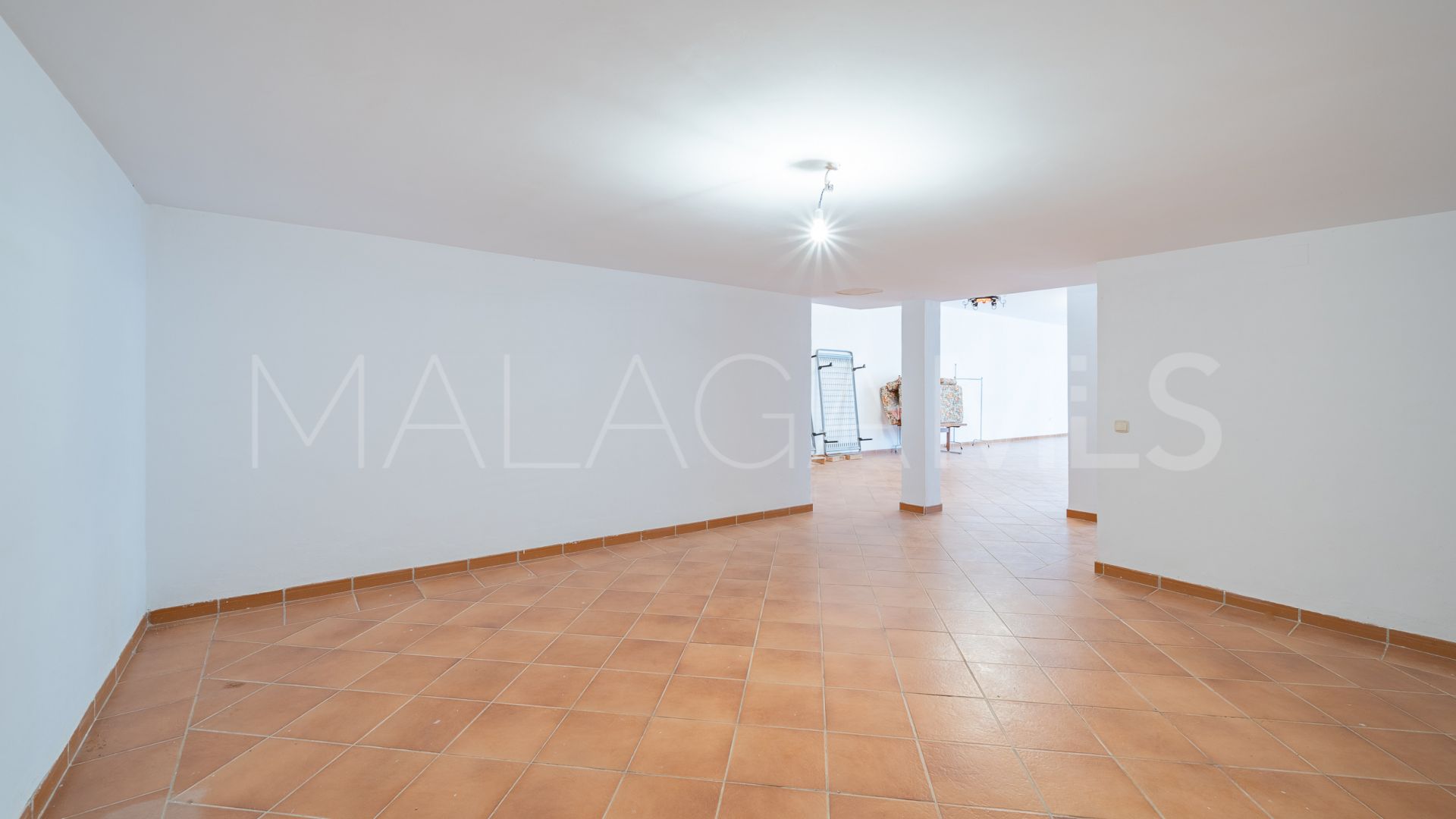 Adosado for sale in Aloha de 3 bedrooms