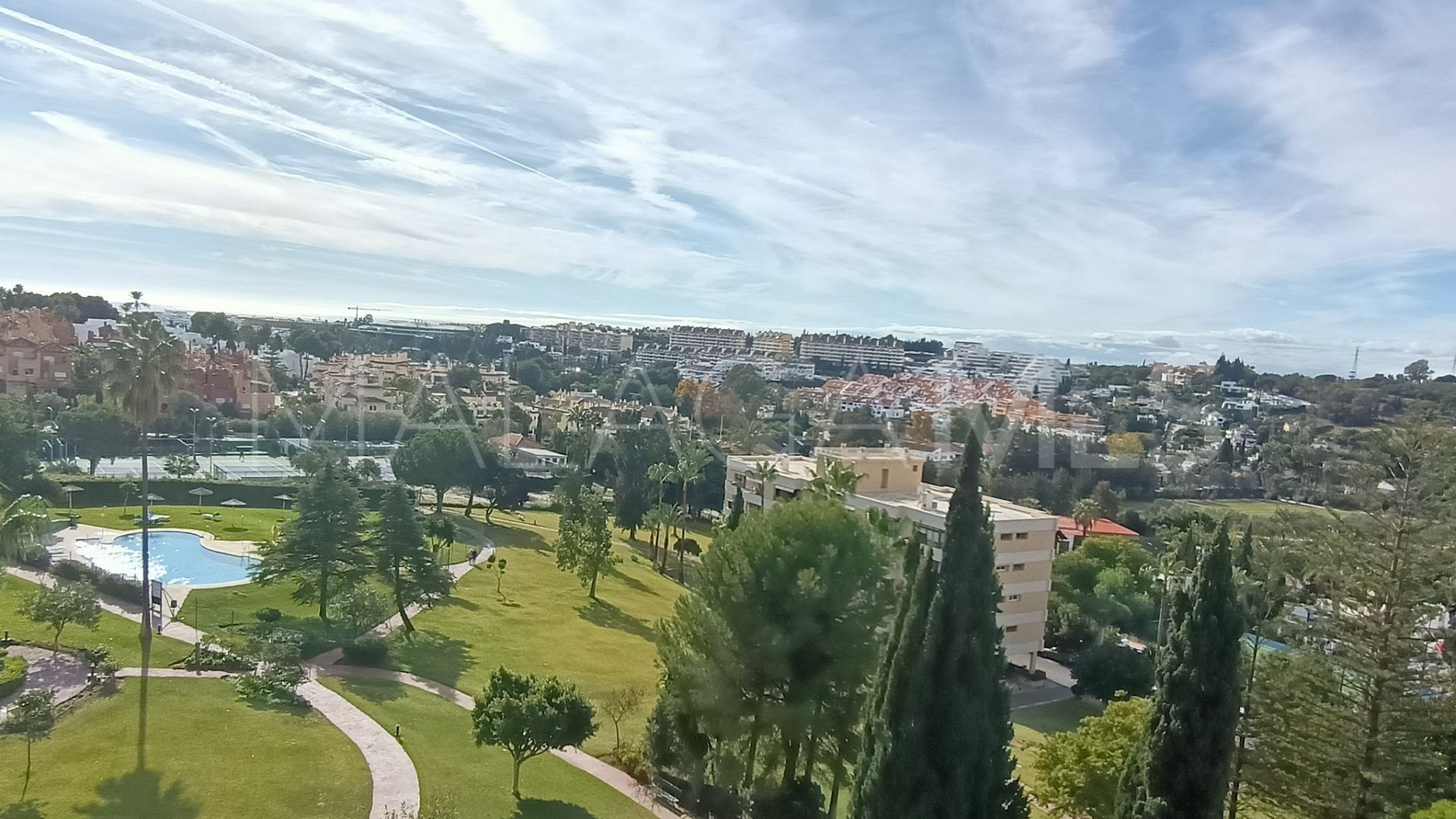 For sale 1 bedroom apartment in Torres de Aloha