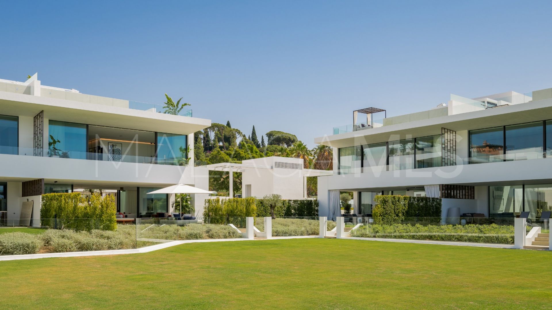 Villa for sale in Marbella Golden Mile