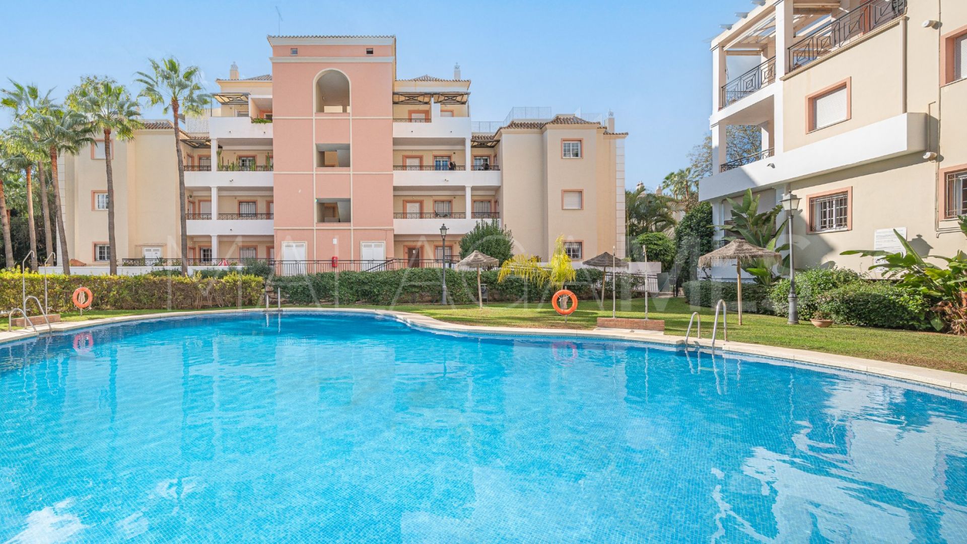 Appartement rez de chaussée for sale in River Garden