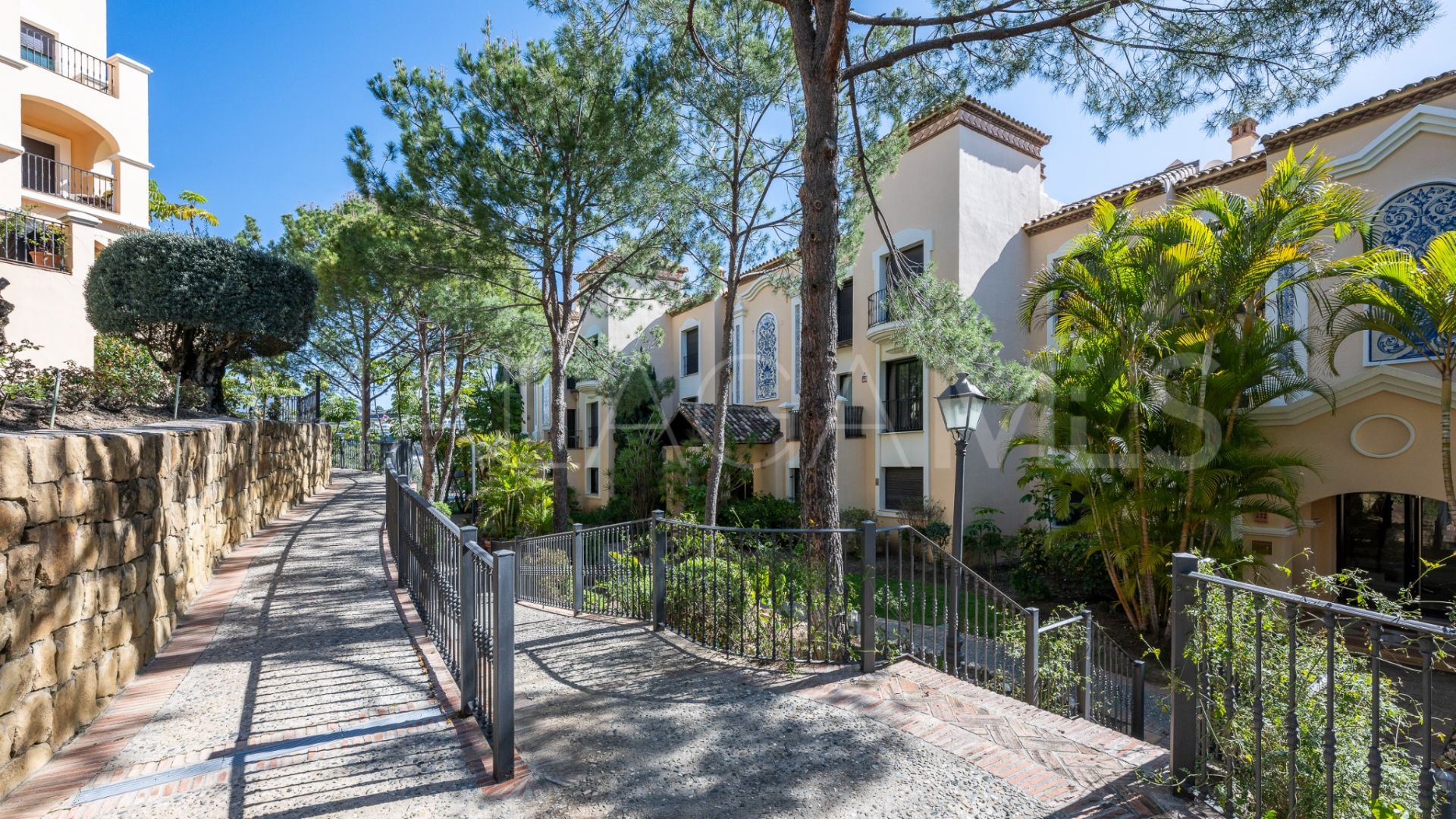 Buenavista apartment for sale