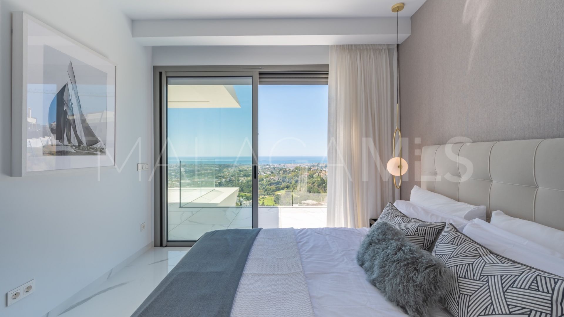 For sale Byu Hills apartment