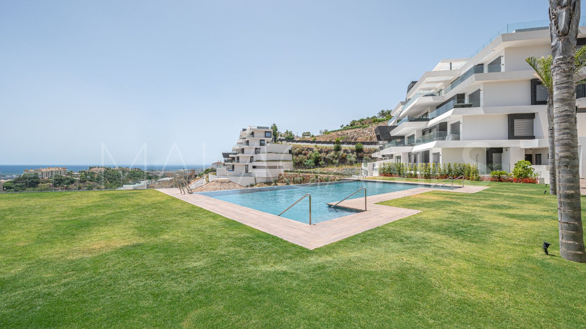For sale Byu Hills apartment