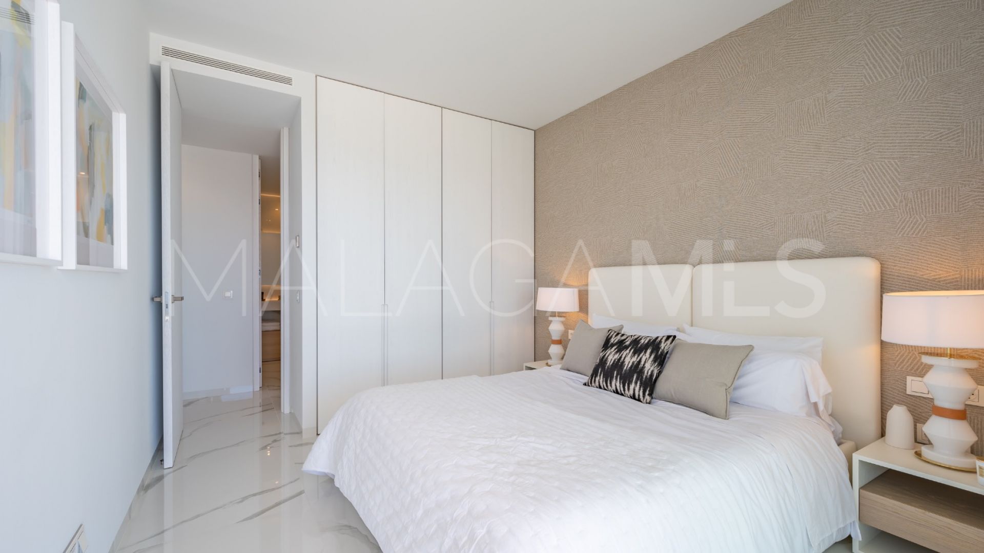 For sale Byu Hills apartment