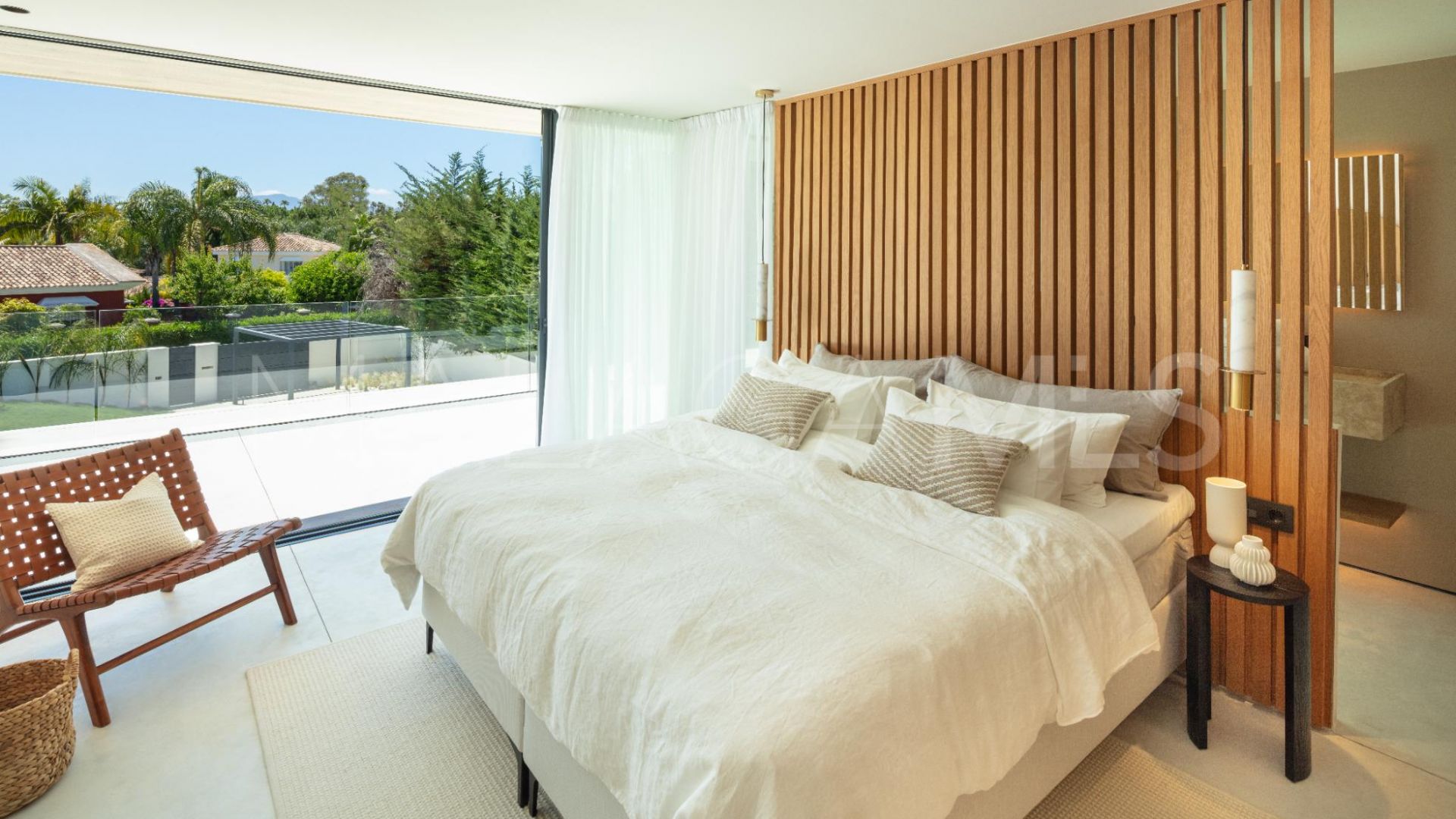 Villa a la venta de 4 bedrooms in Nueva Andalucia