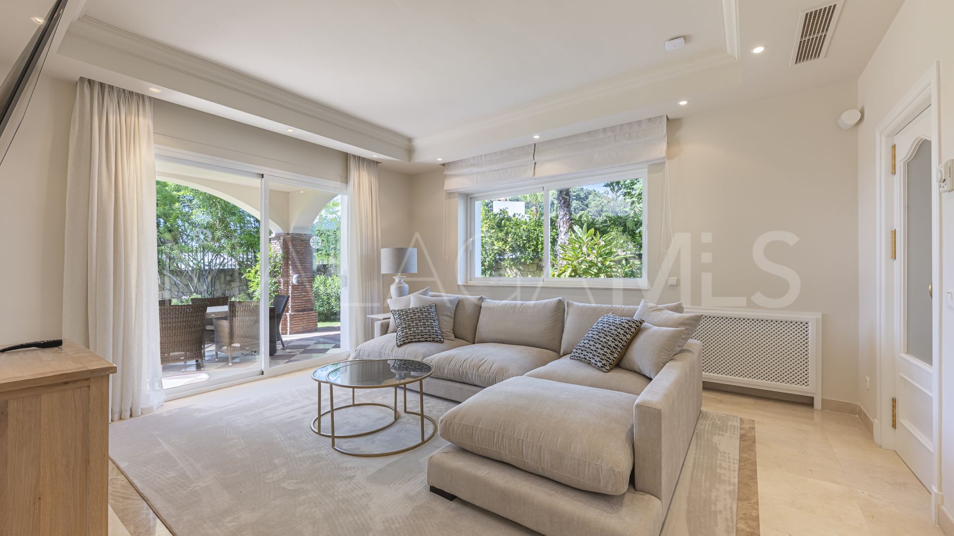 Villa for sale in La Reserva de la Quinta