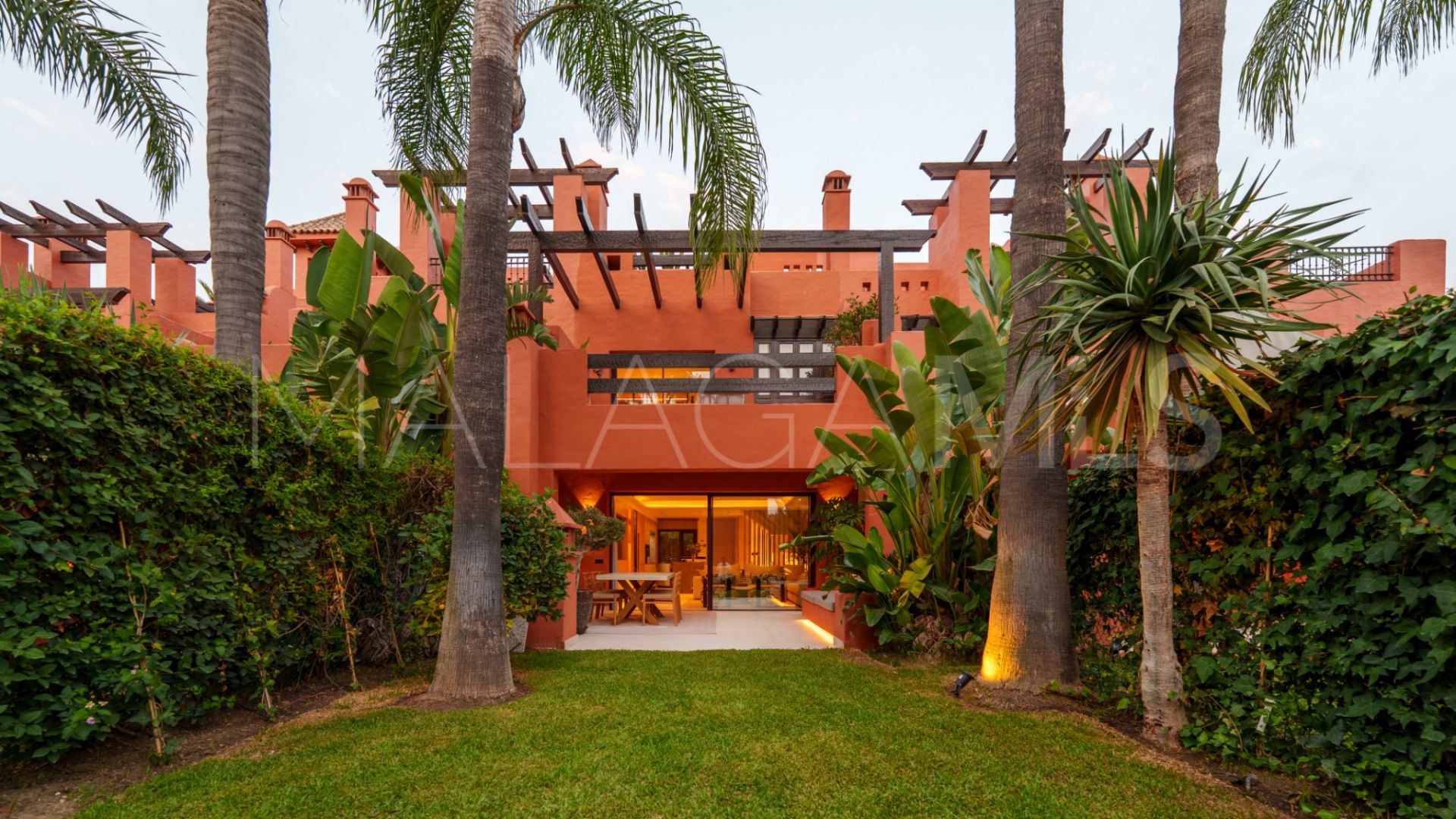 Maison de ville for sale in Marbella Golden Mile