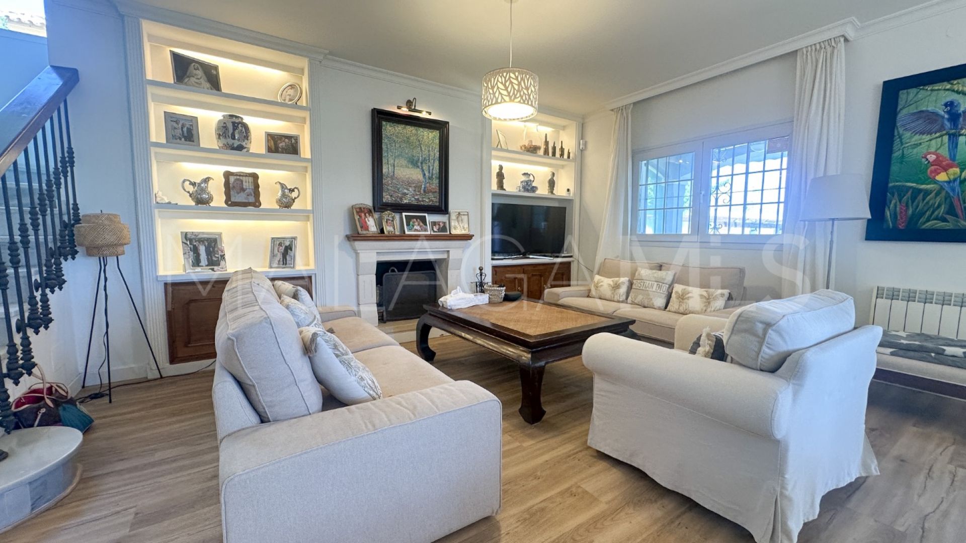 Buy villa in Monte Biarritz