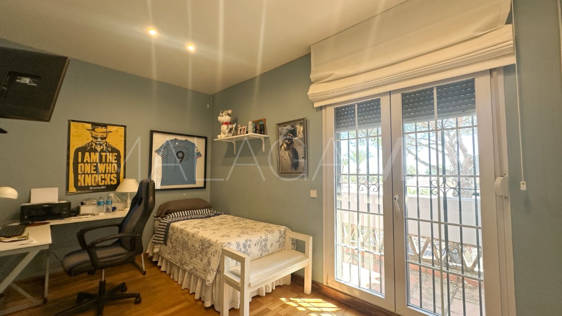 Buy villa in Monte Biarritz