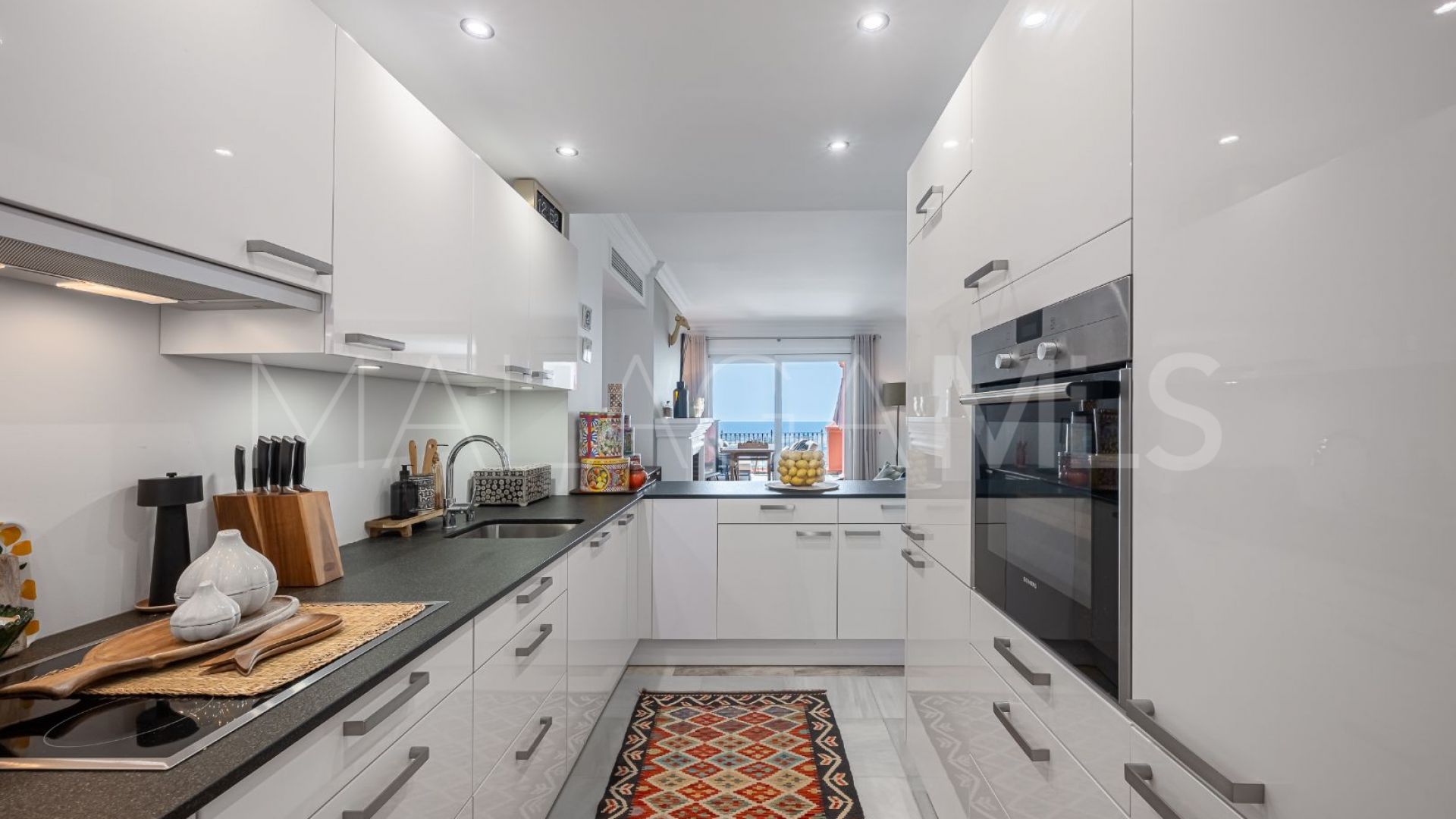 Duplex for sale in Monte Halcones