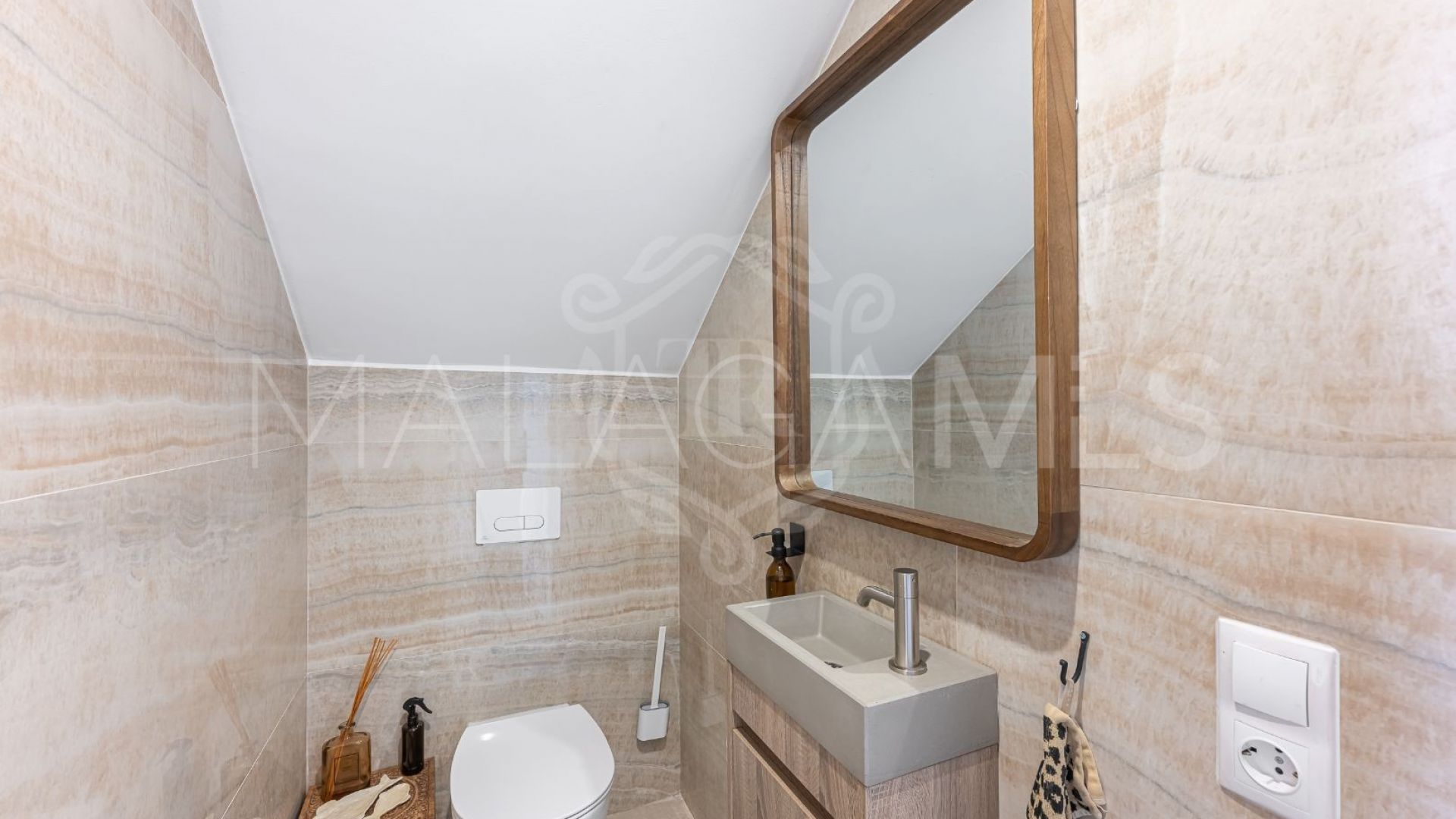 Buy duplex with 4 bedrooms in La Quinta