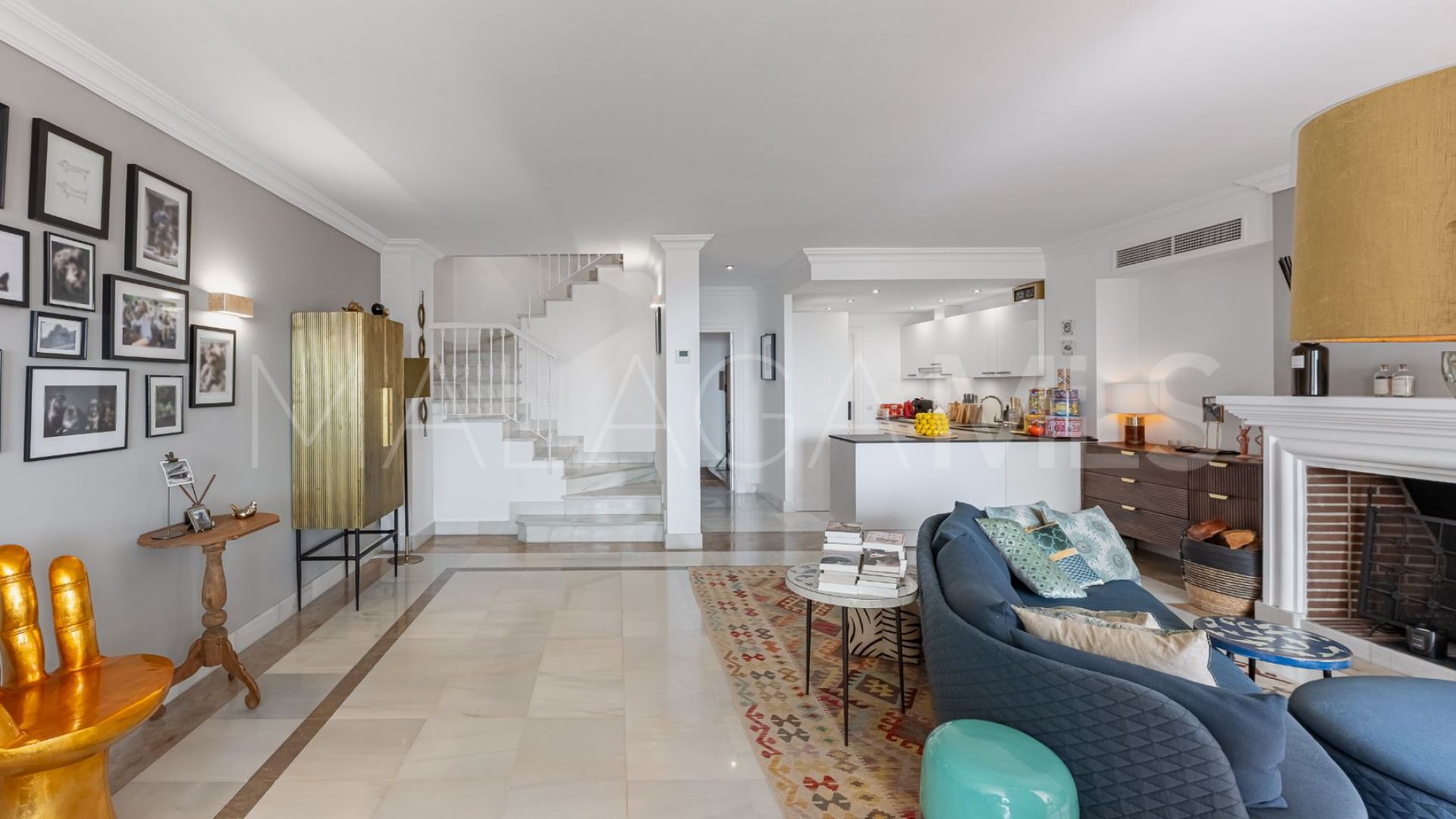 Duplex for sale in Monte Halcones