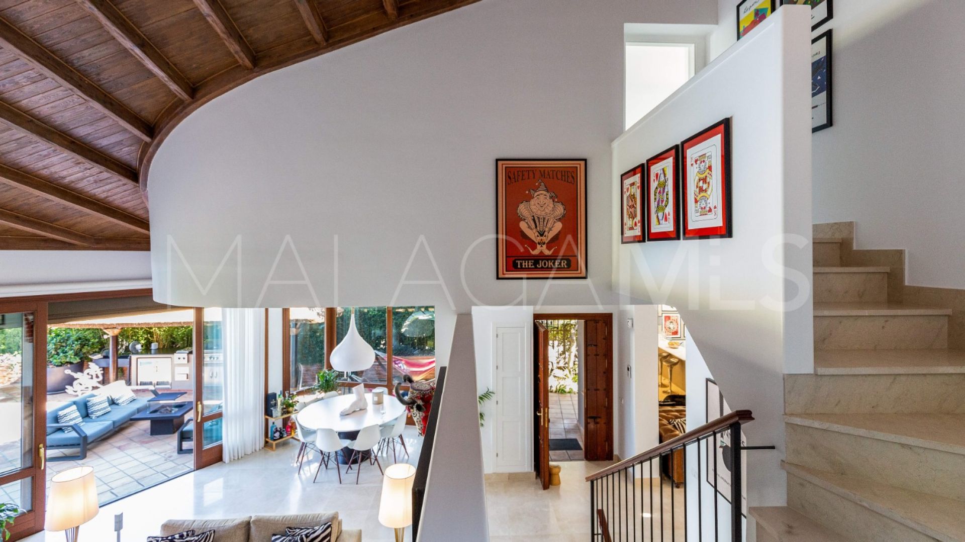 Villa for sale in El Herrojo with 4 bedrooms