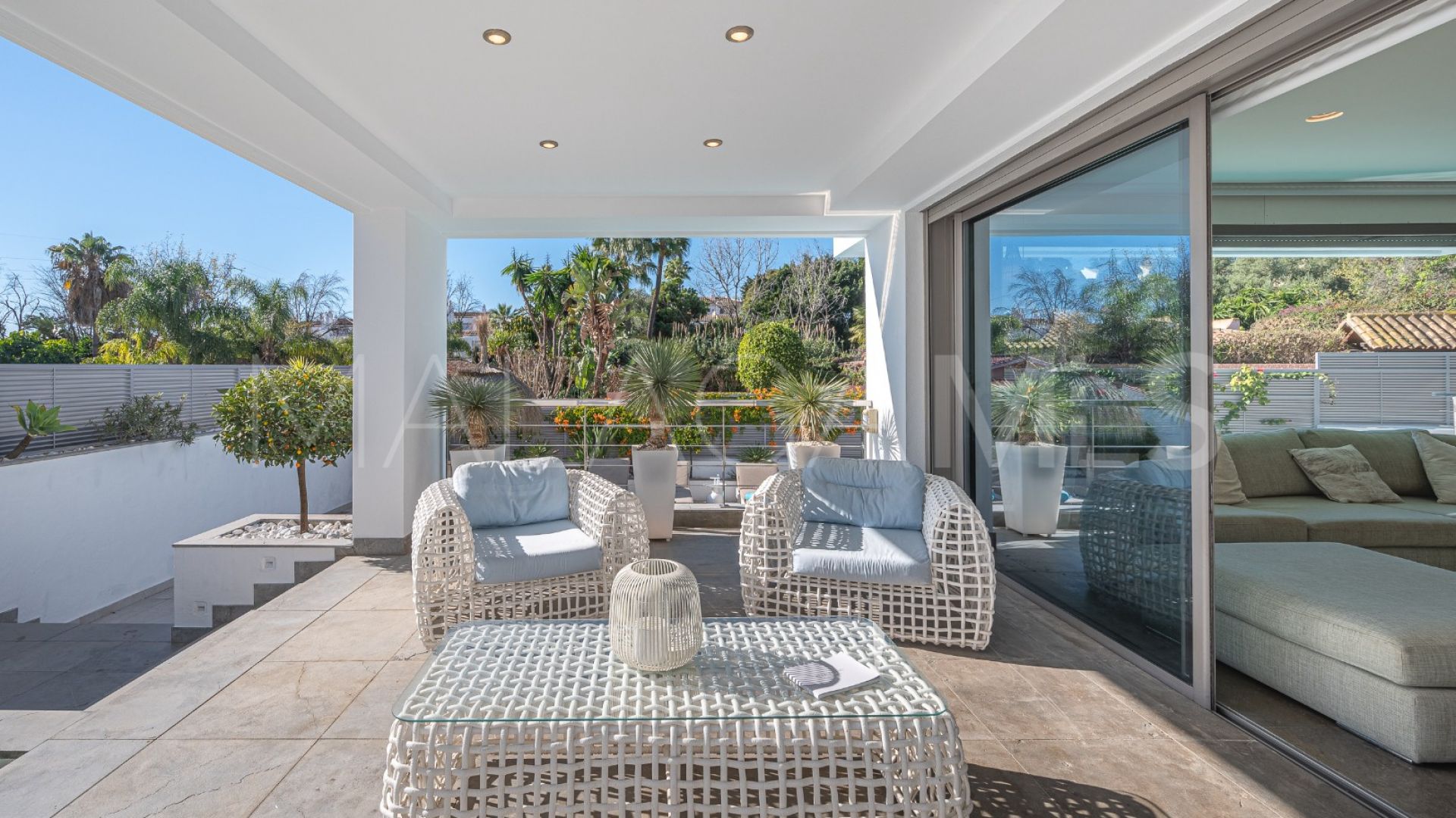 Villa for sale in Marbella Golden Mile