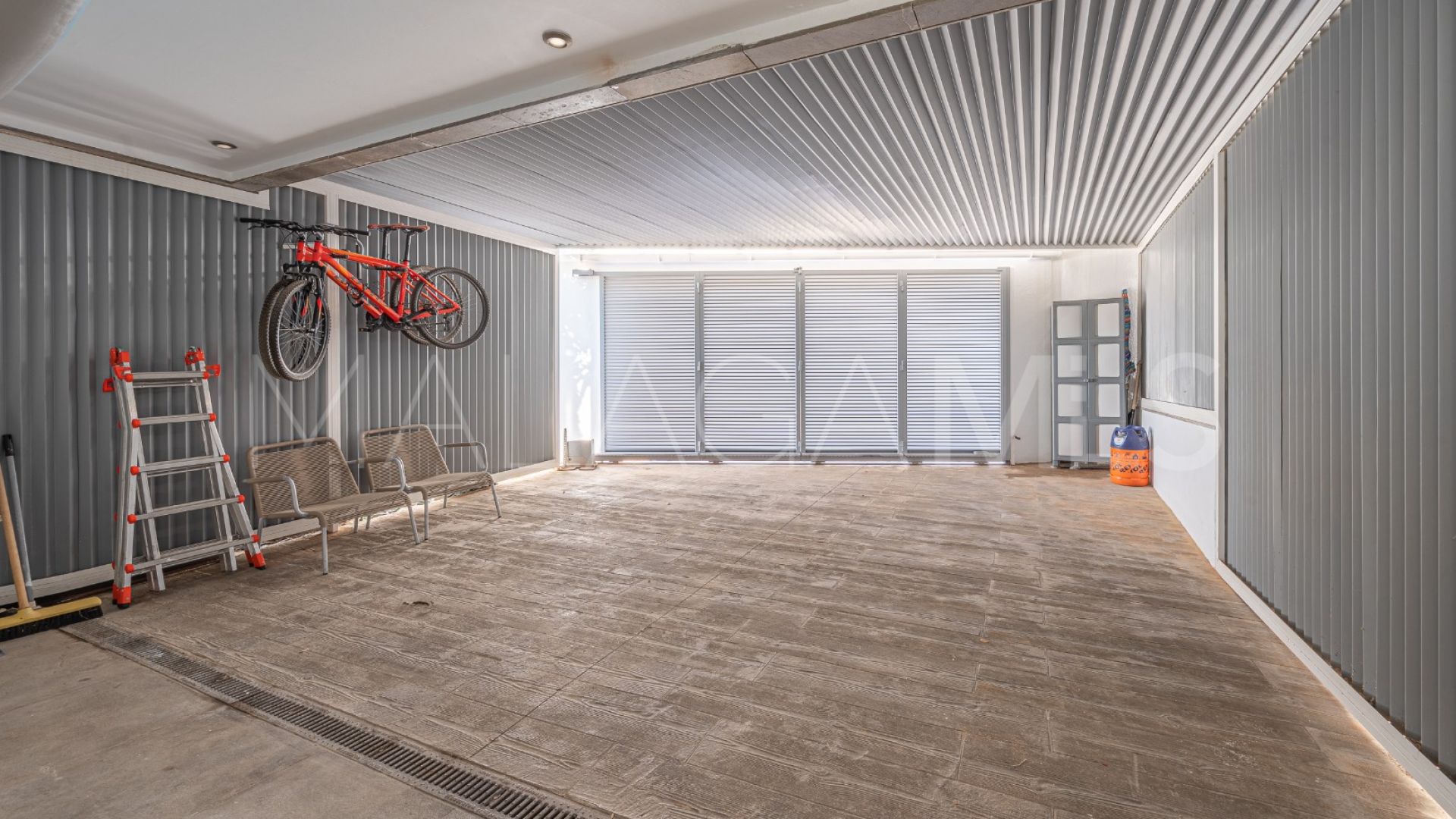 Villa for sale in Marbella Golden Mile