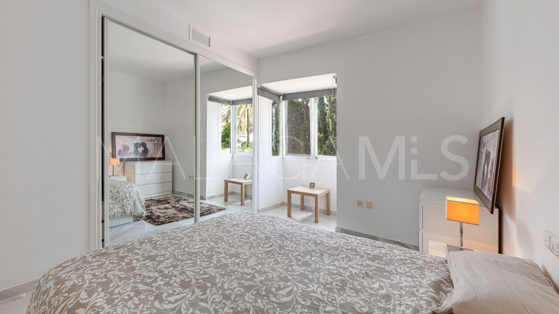 Adosado for sale in Paraiso Park with 3 bedrooms