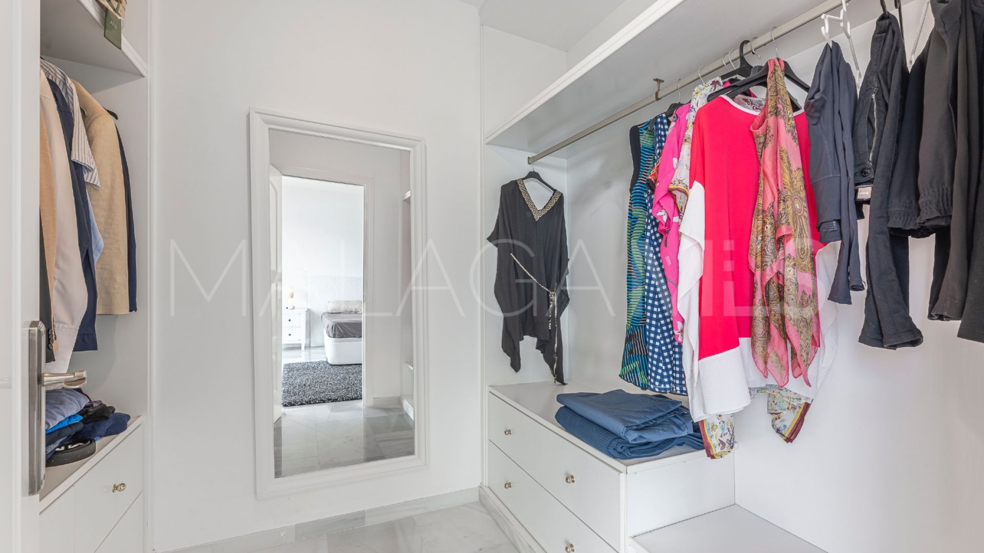 Adosado for sale in Paraiso Park with 3 bedrooms