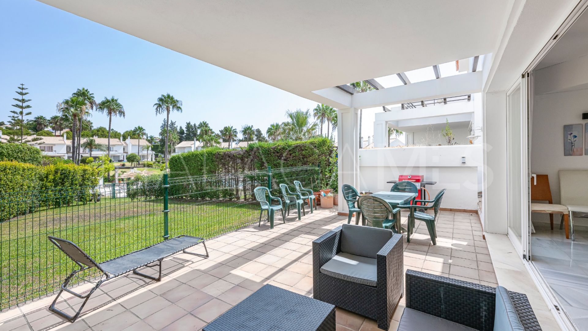 Adosado for sale in Paraiso Park with 3 bedrooms
