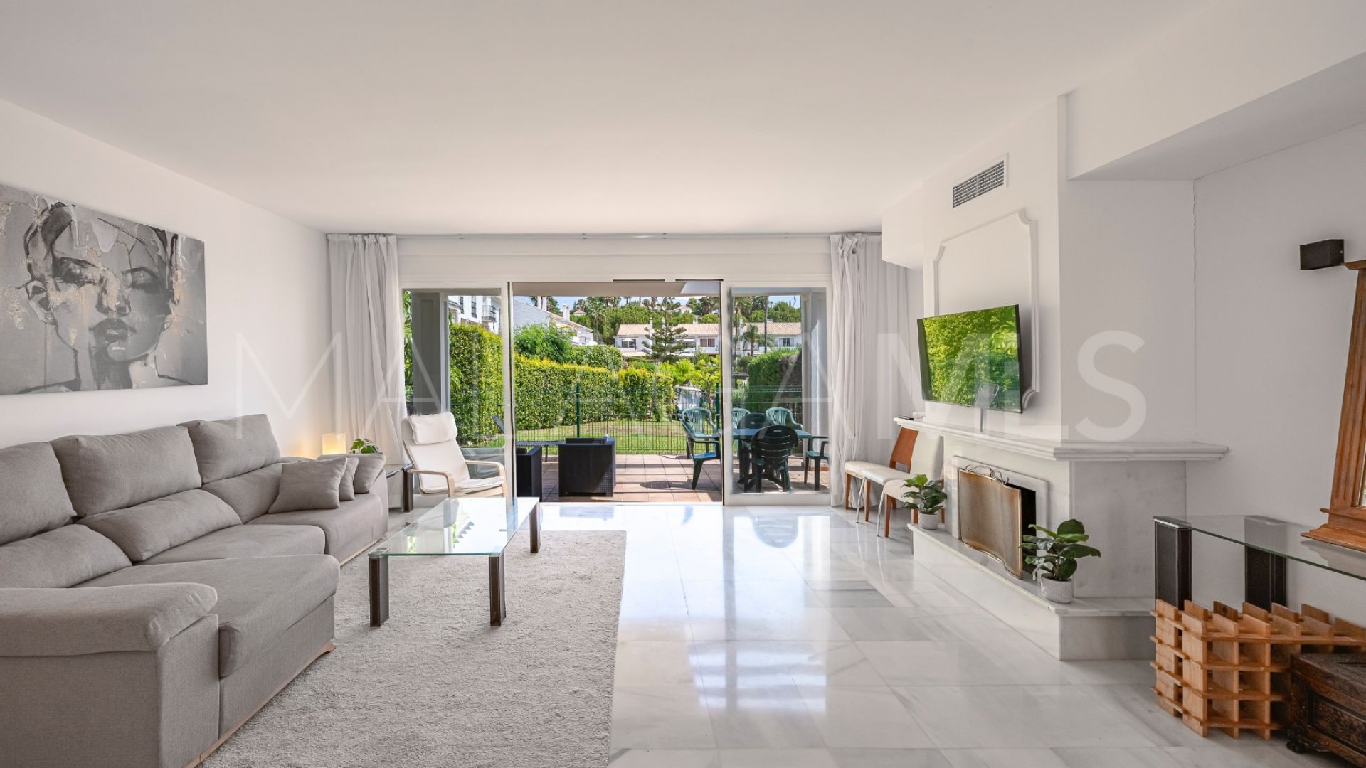 Adosado for sale in Paraiso Park with 3 bedrooms
