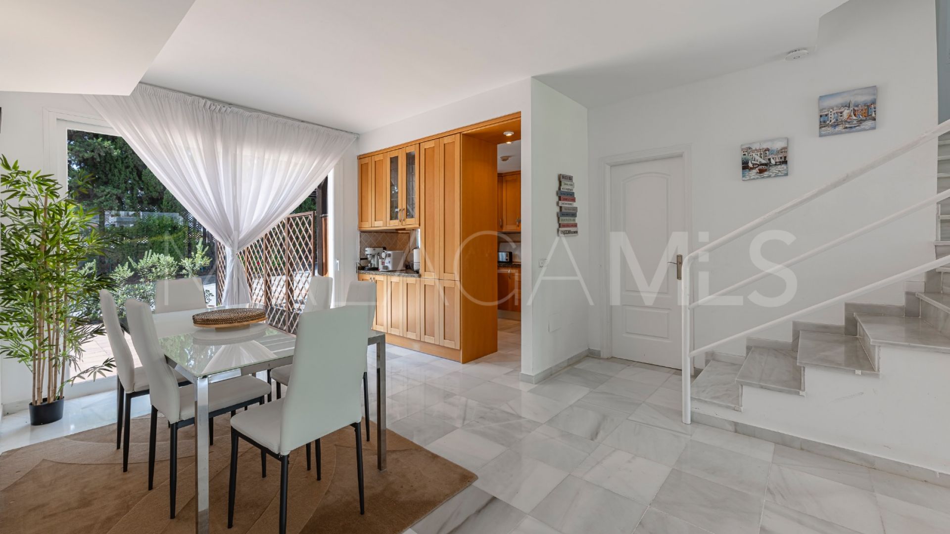 Adosado for sale in Paraiso Park with 3 bedrooms