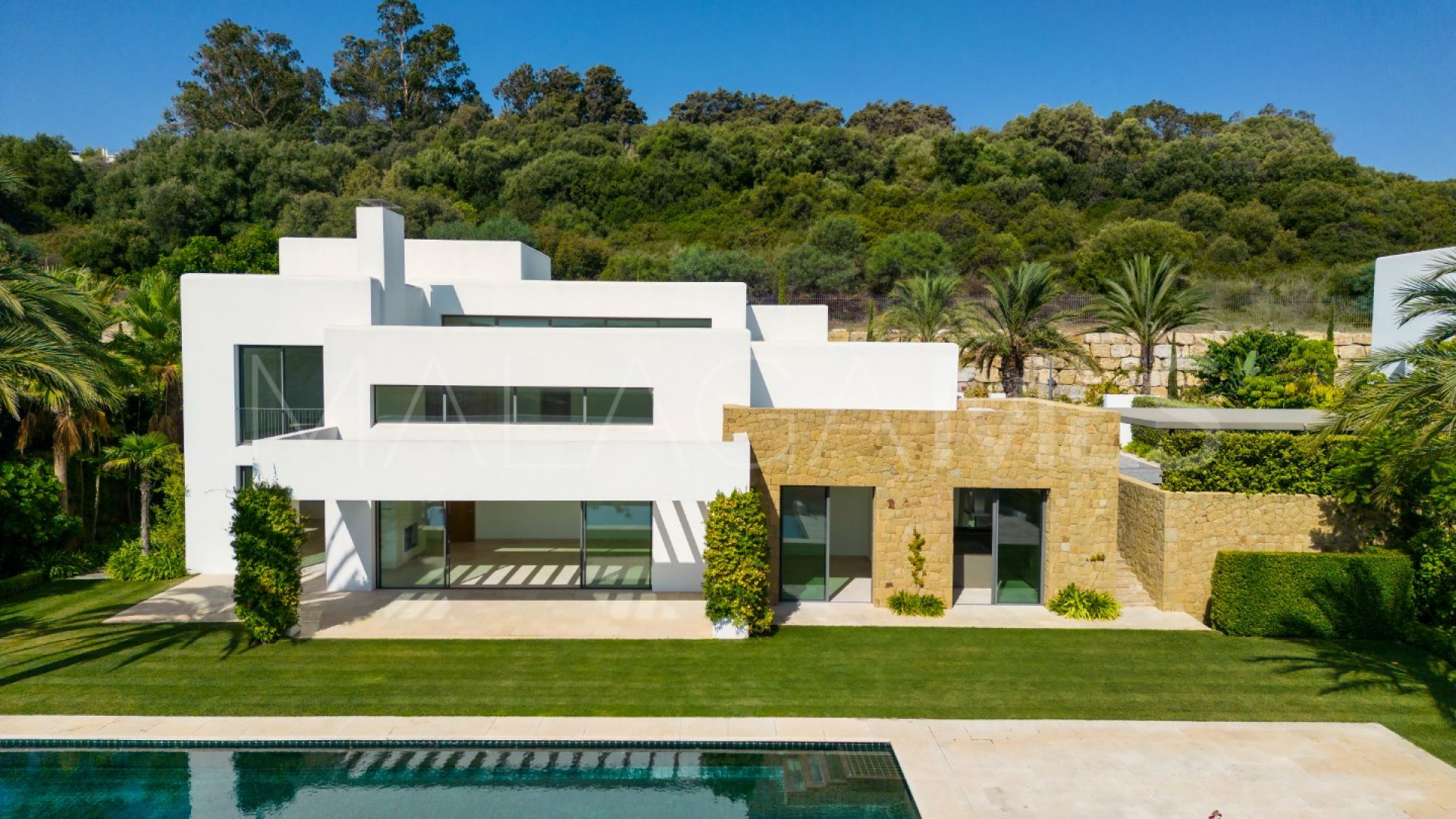 Villa for sale in Finca Cortesin